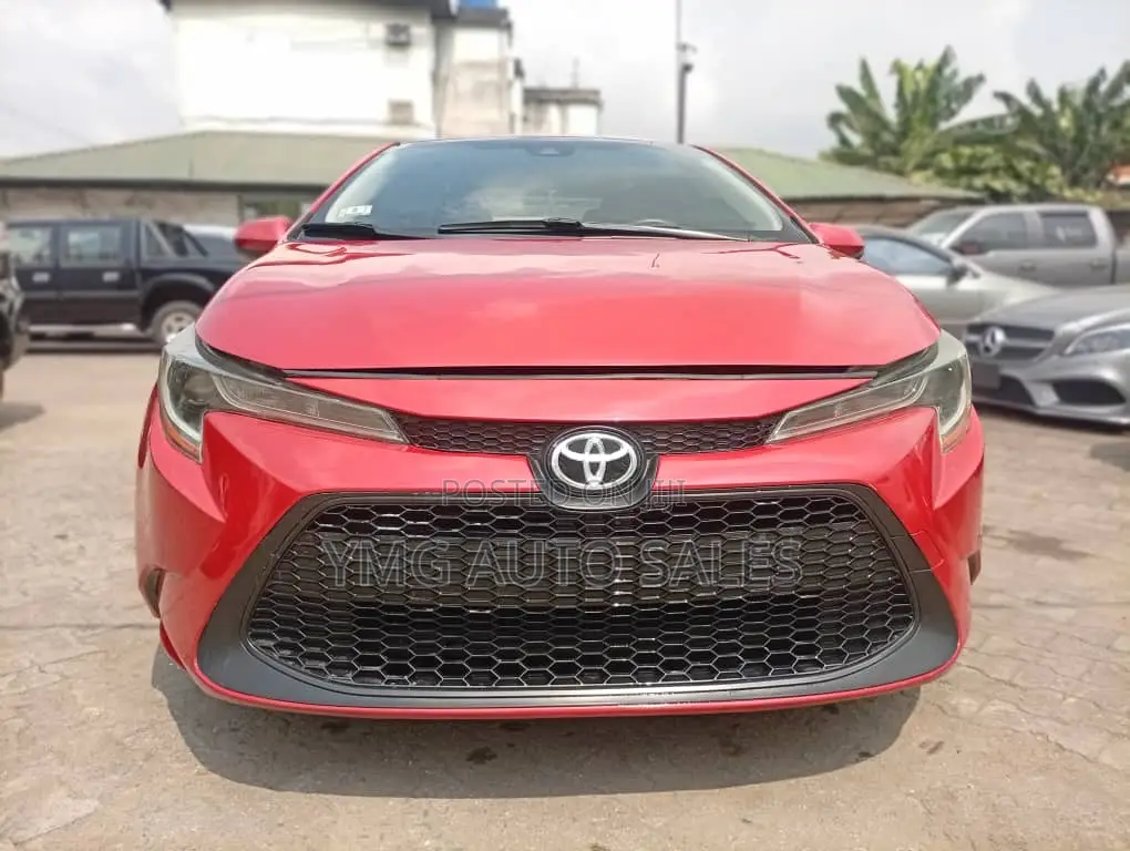 Toyota Corolla 2021 Red