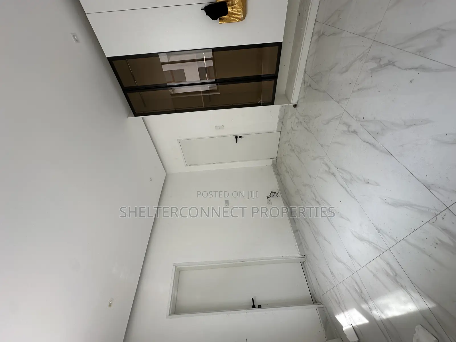 2bdrm Apartment in Lekki Phase 1 for sale