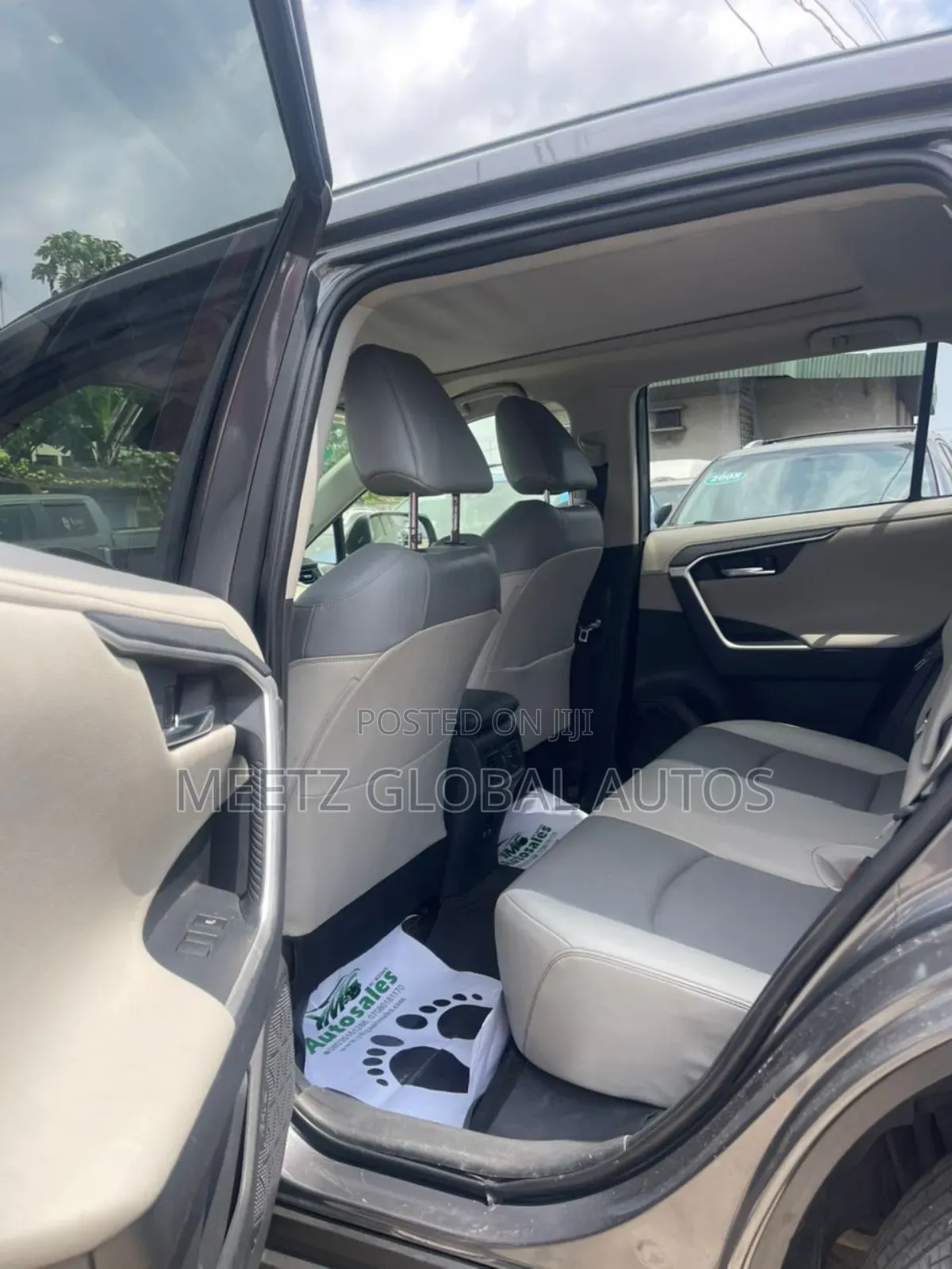 Toyota RAV4 Limited AWD 2020 Brown
