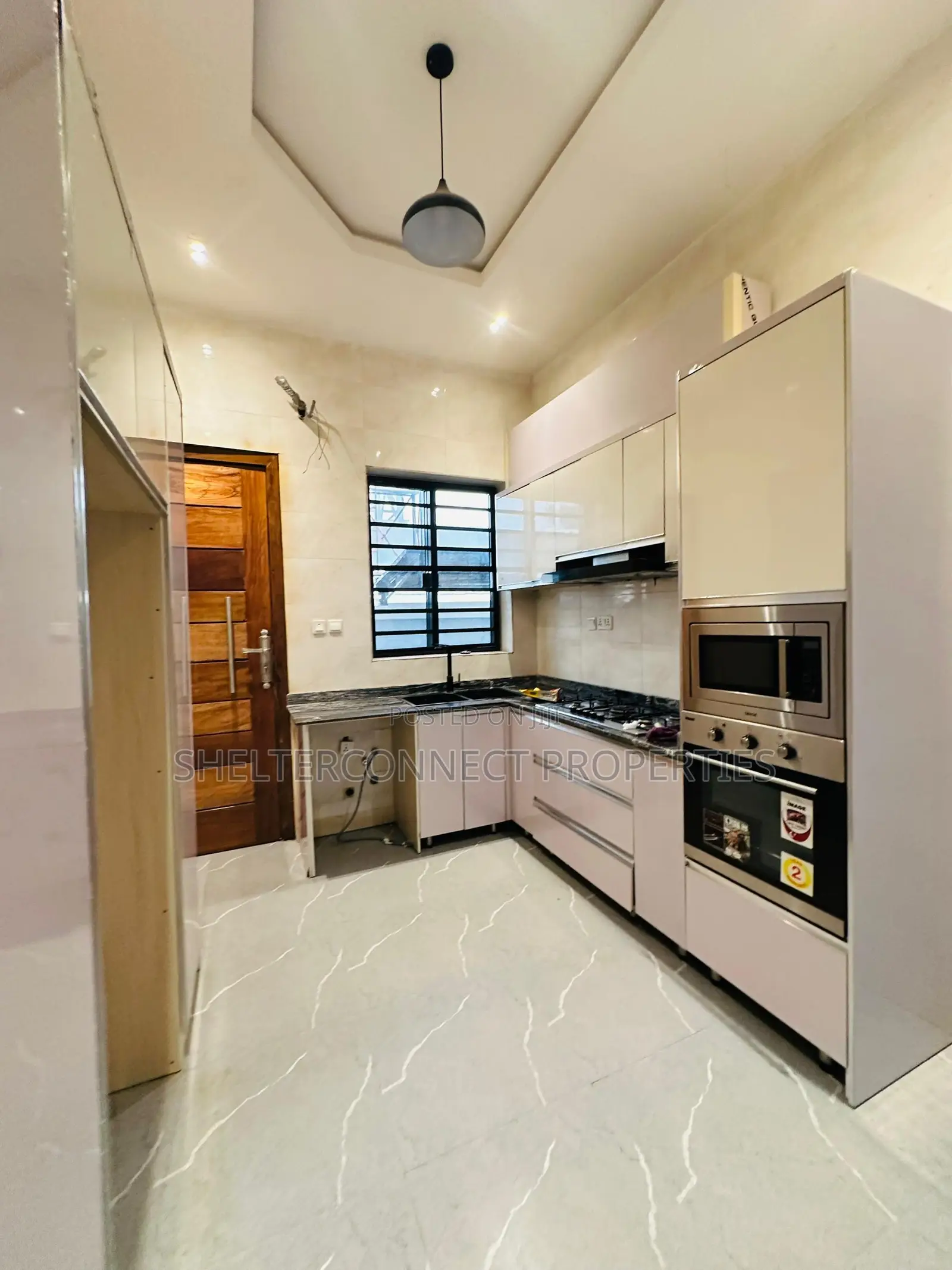 4bdrm Townhouse / Terrace in VGC / Ajah for rent