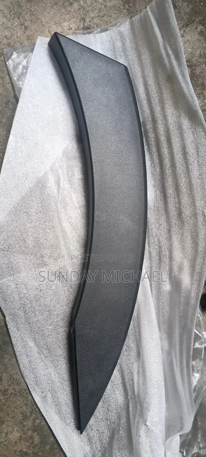 Back Fender Chrome for Hyundai Grand Santa Fe From 2014 to 2018 Model