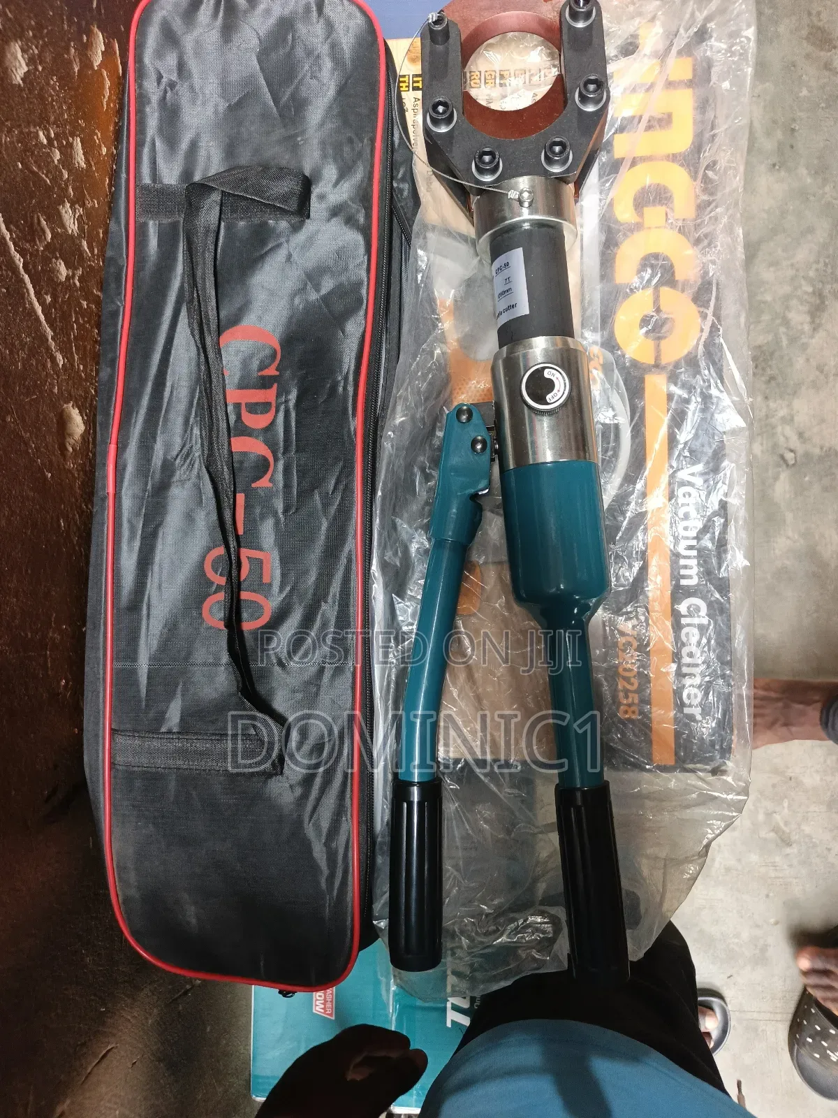 Hydraulic Cable Cutter, Specifically The Cpc-50 Model.