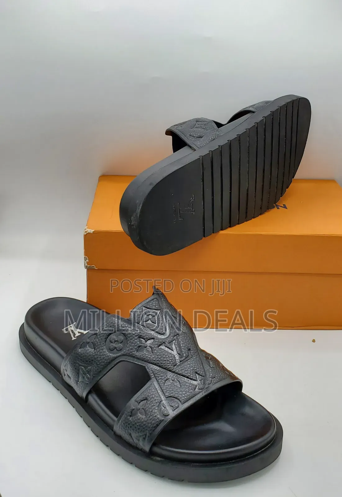 3 Days Old Used Men’S Black Leather Luxe Slippers 42