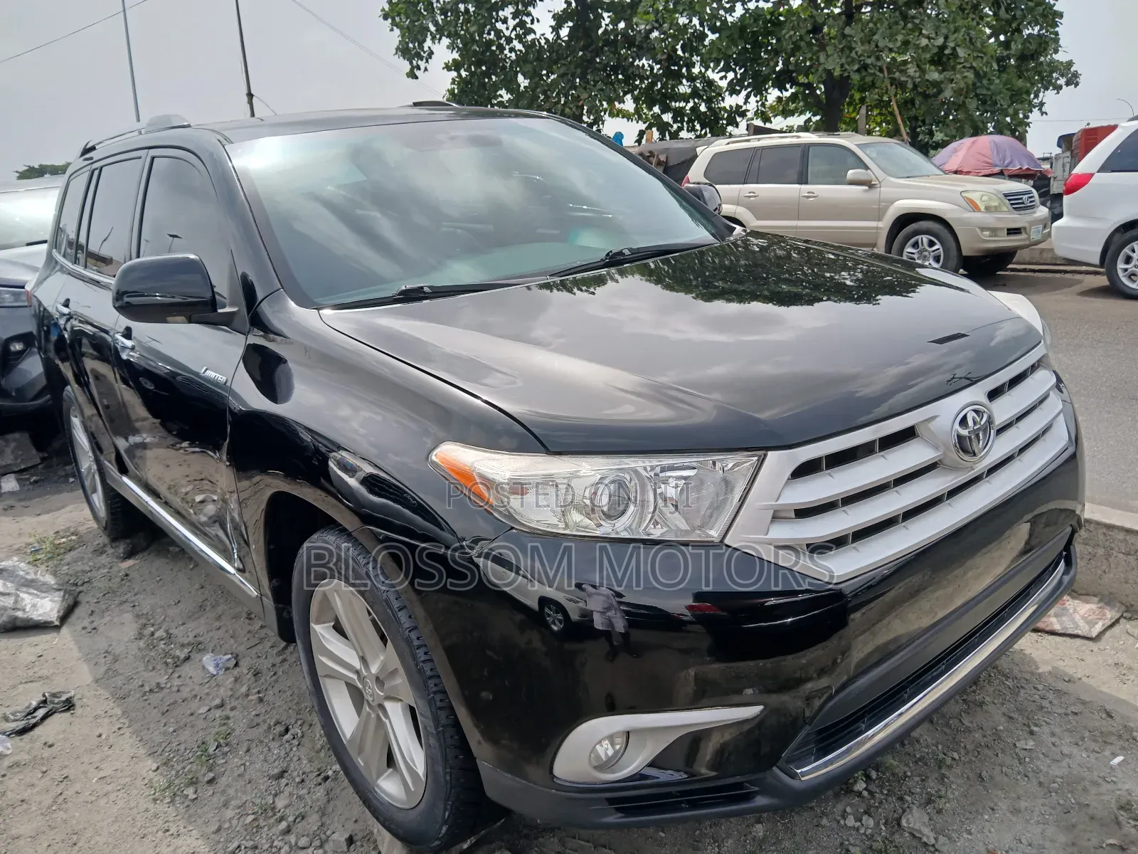 Toyota Highlander Limited 3.5l 4WD 2013 Black