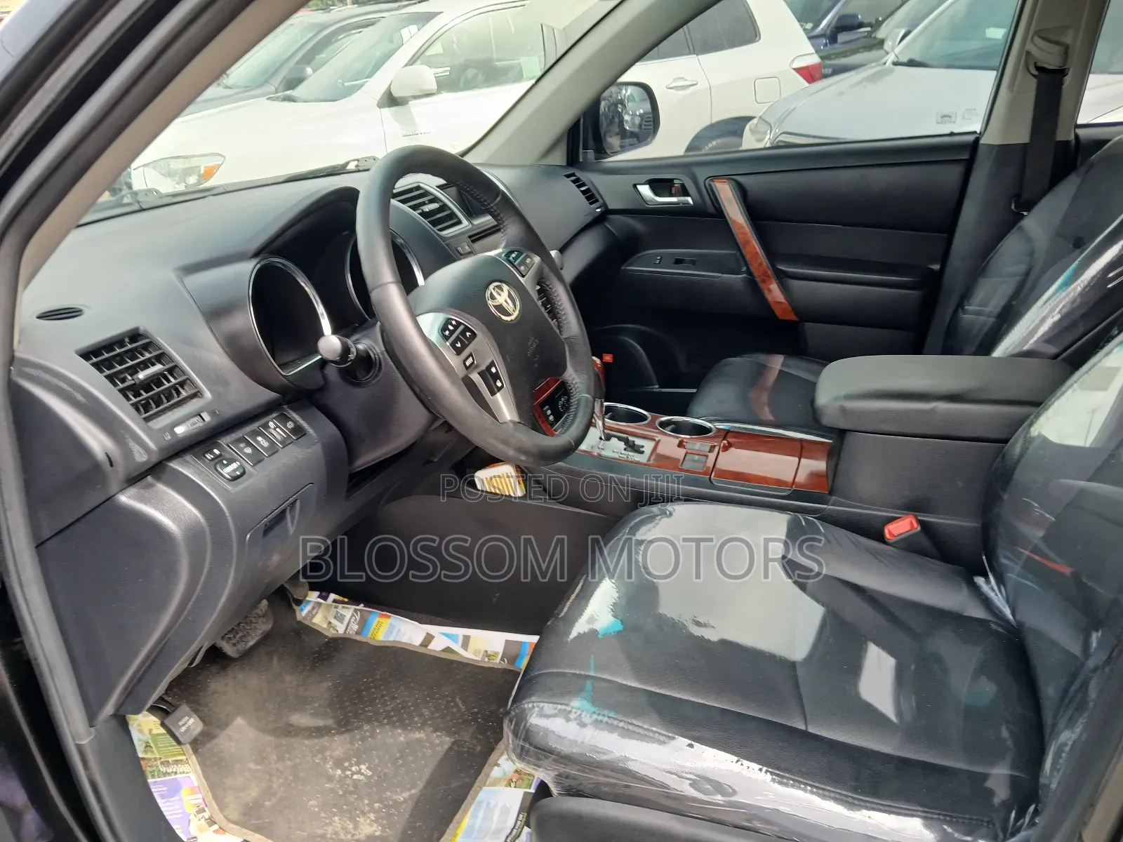 Toyota Highlander Limited 3.5l 4WD 2013 Black
