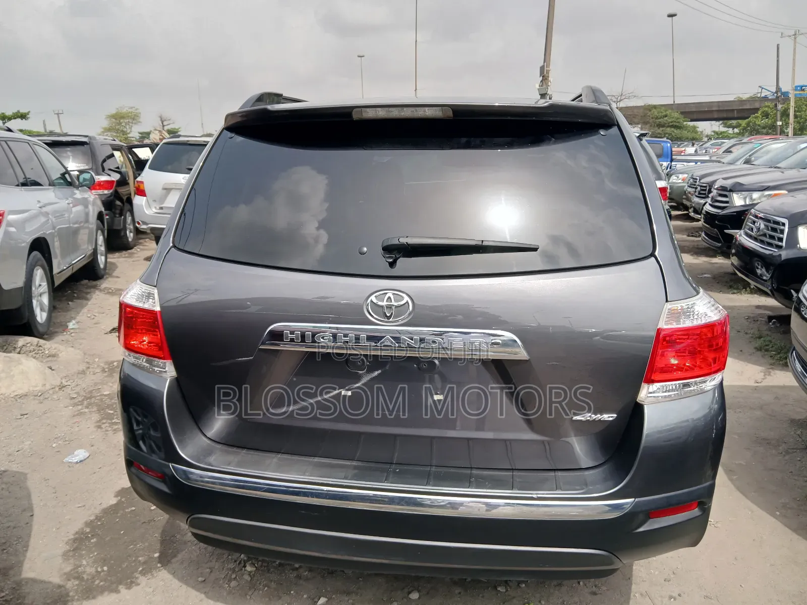 Toyota Highlander Limited 3.5L 2WD 2013 Gray