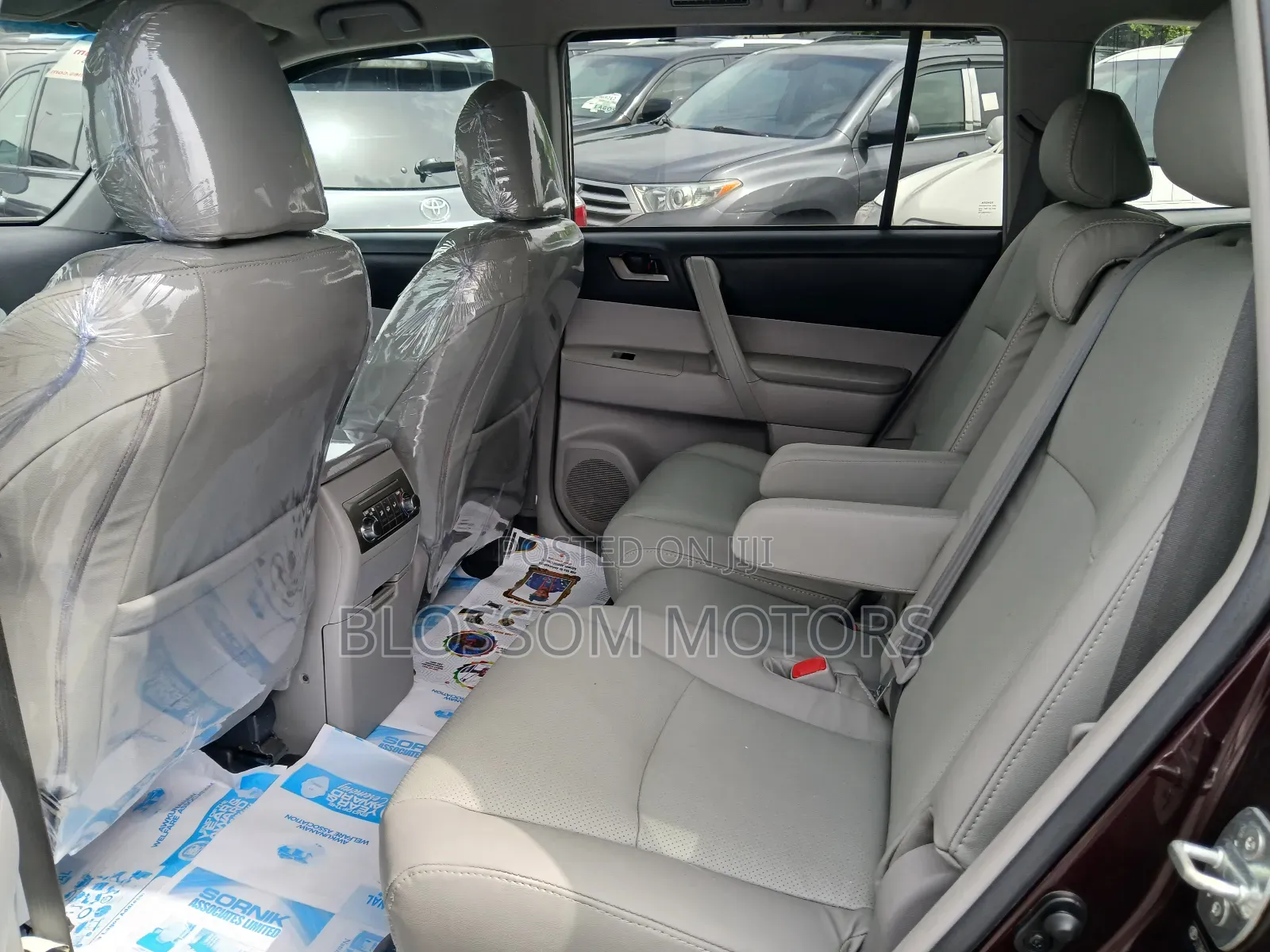 Toyota Highlander Limited 3.5L 2WD 2013 Red