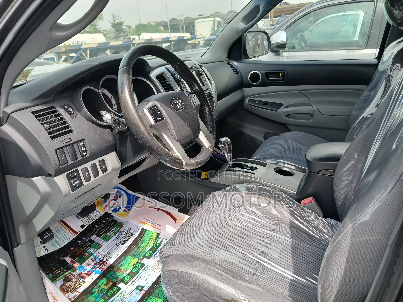 Toyota Tacoma PreRunner V6 4dr Access Cab 6.1 ft. SB (4.0L 6cyl 5A)