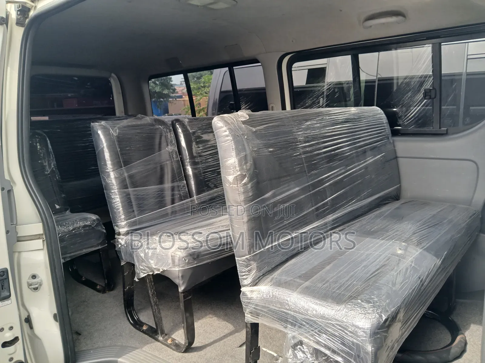 Toyota HiAce 2012 White