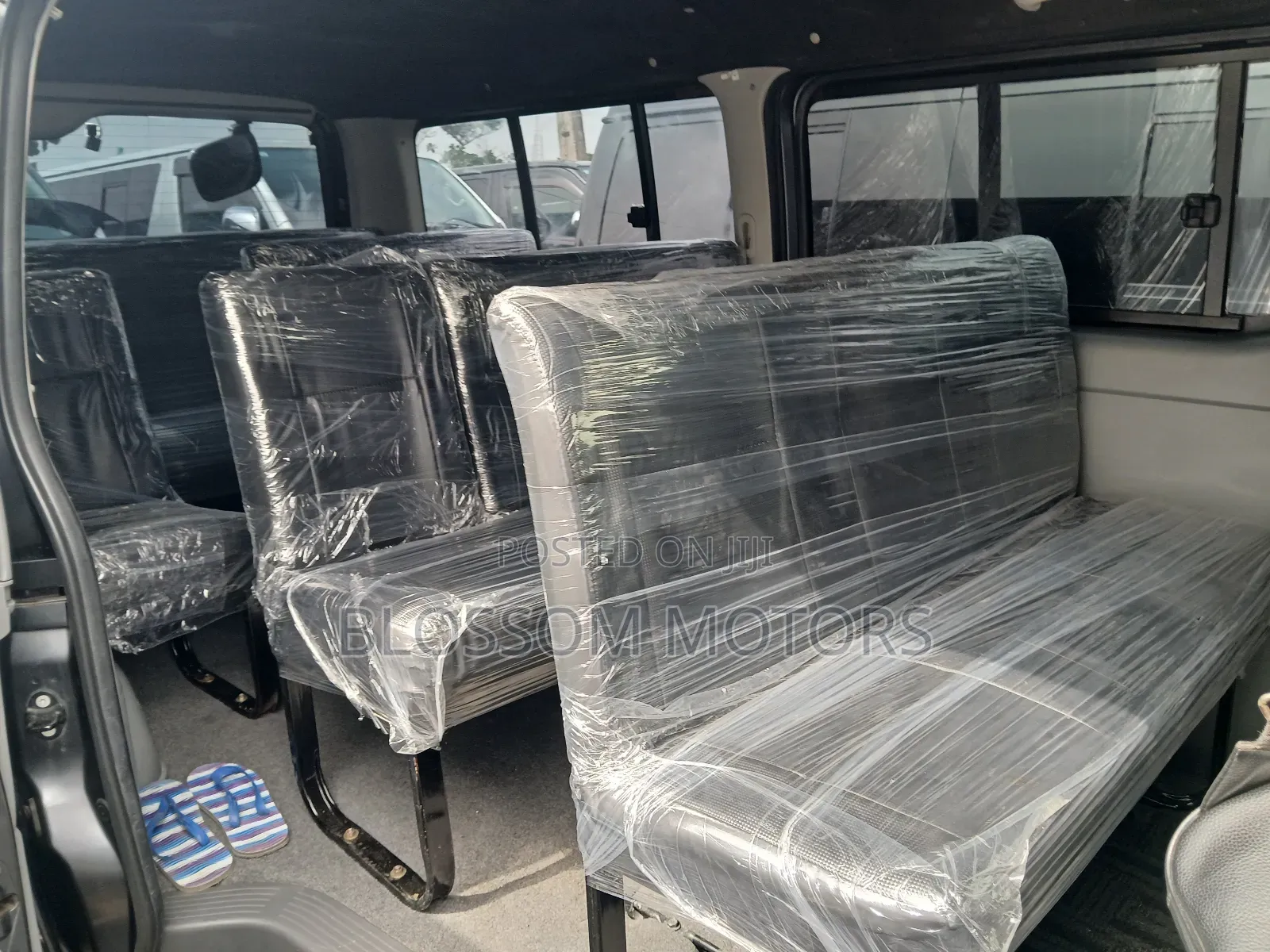 Toyota HiAce 2012 Grey