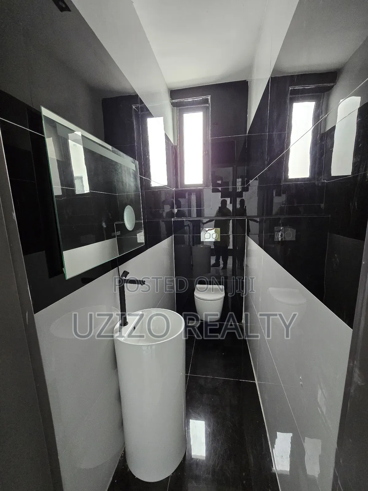 Furnished 5bdrm Duplex in Sangotedo for sale