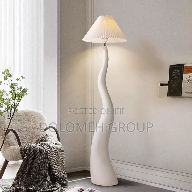 Minimalist Modern Lamp White