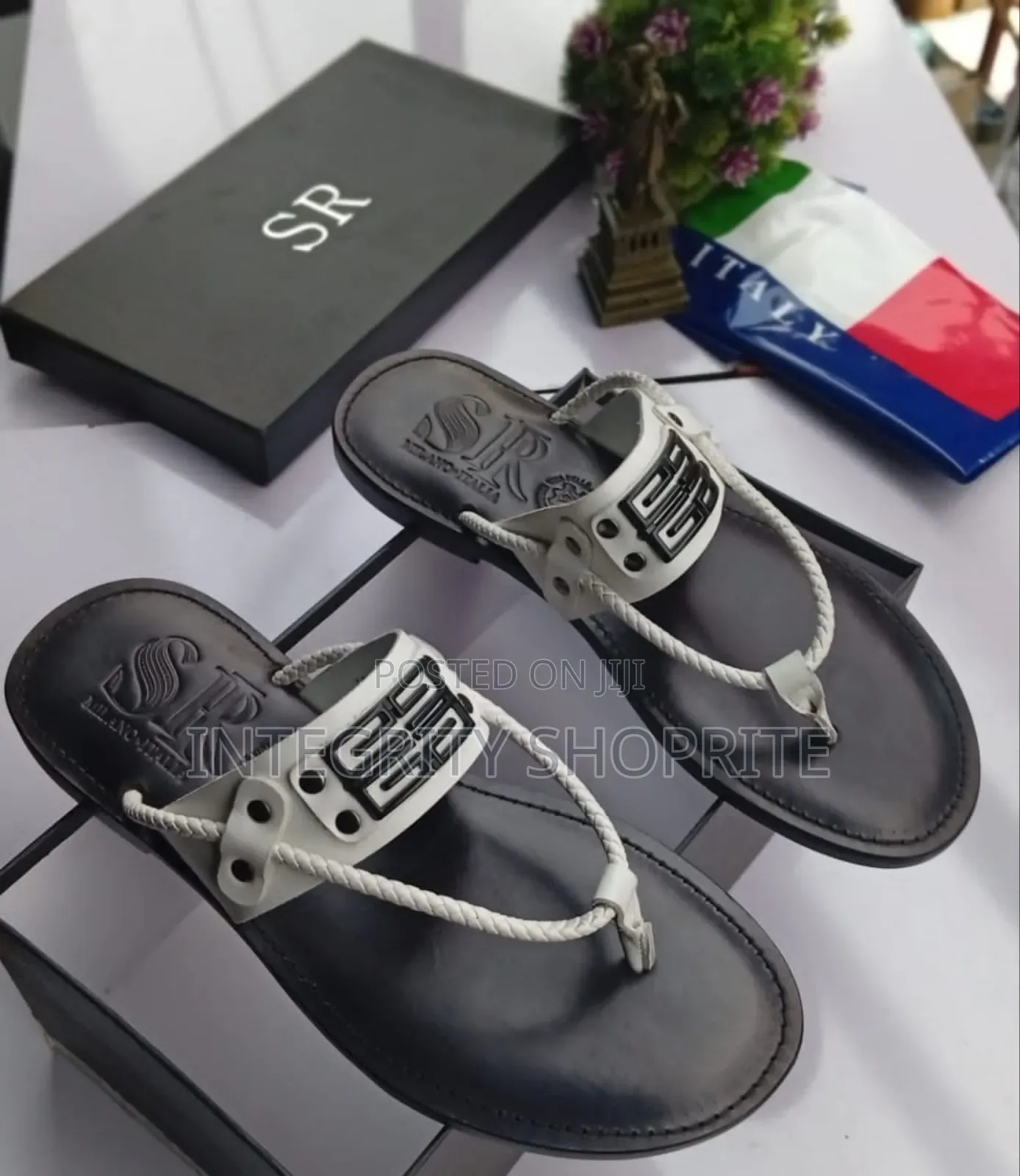 Sir Max Slippers