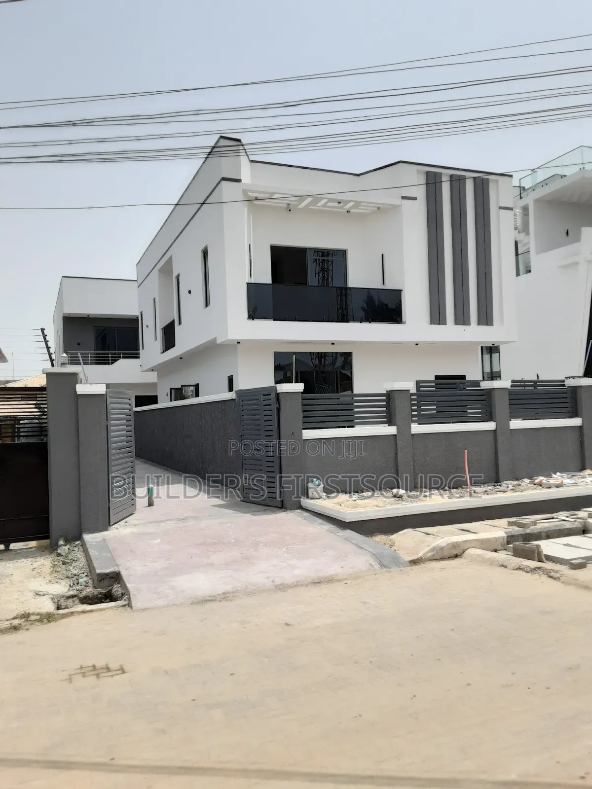 4bdrm Duplex in Atlantic View Estate, Igbo-efon for sale