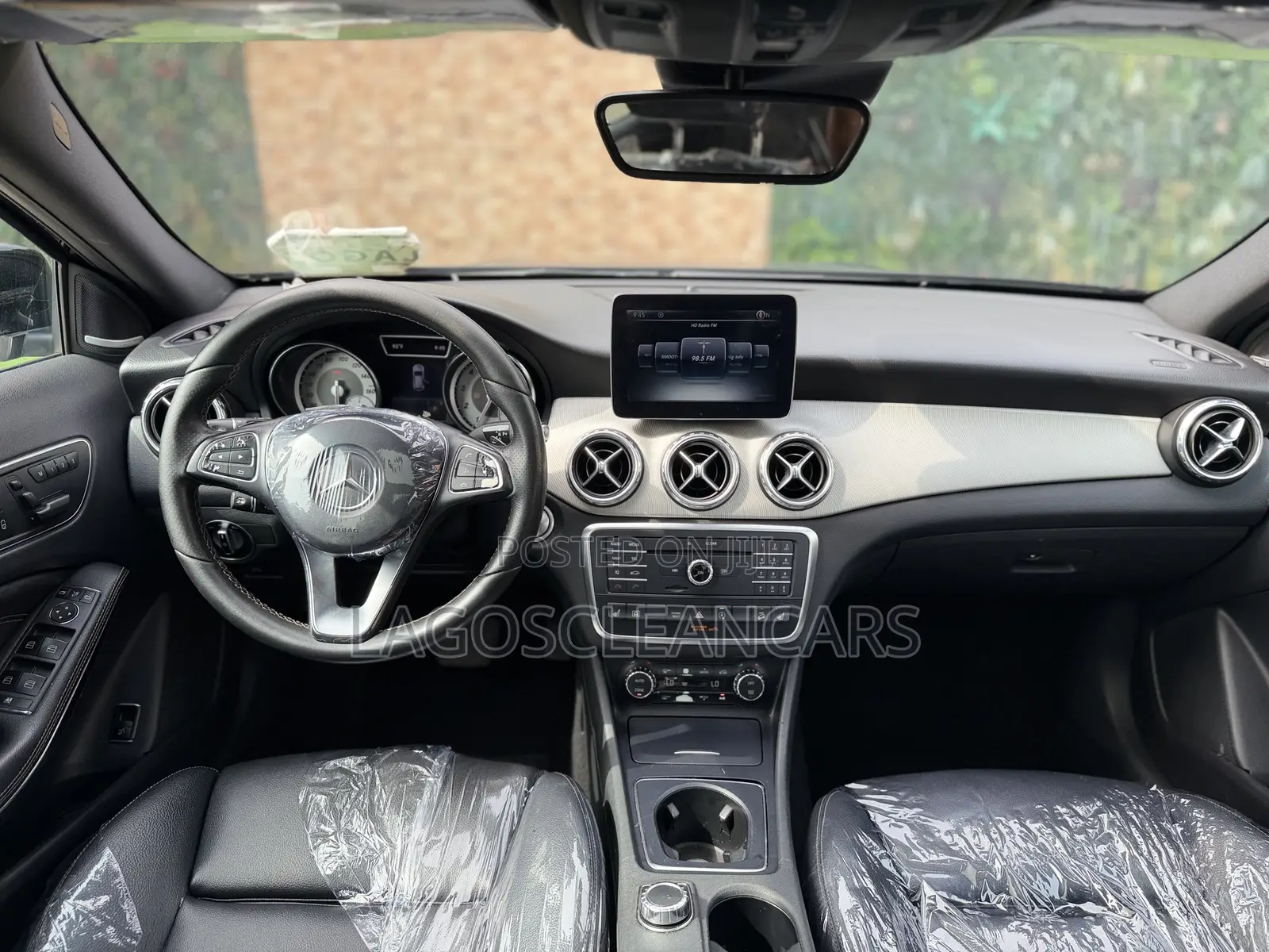 Mercedes-Benz GLA 250 2017 Black