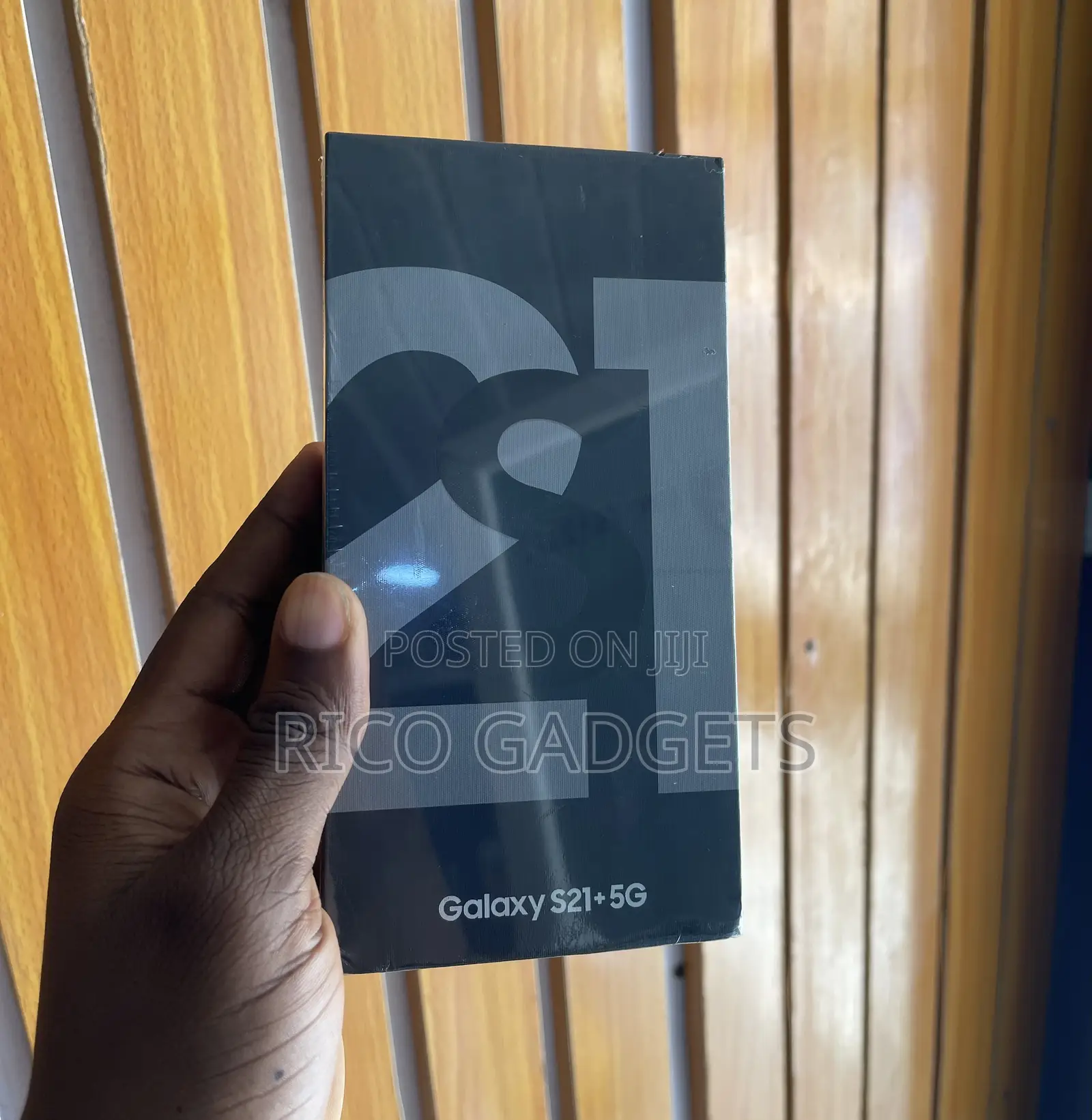 New Samsung Galaxy S21+ 5G 128 GB Silver