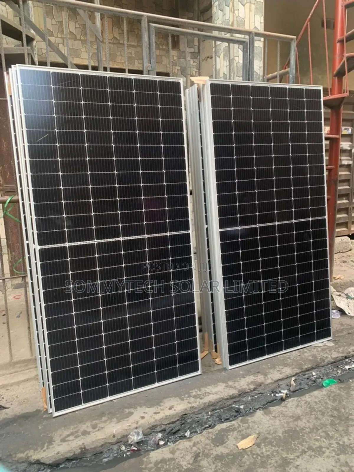 550 Jinko Biaficial Panel