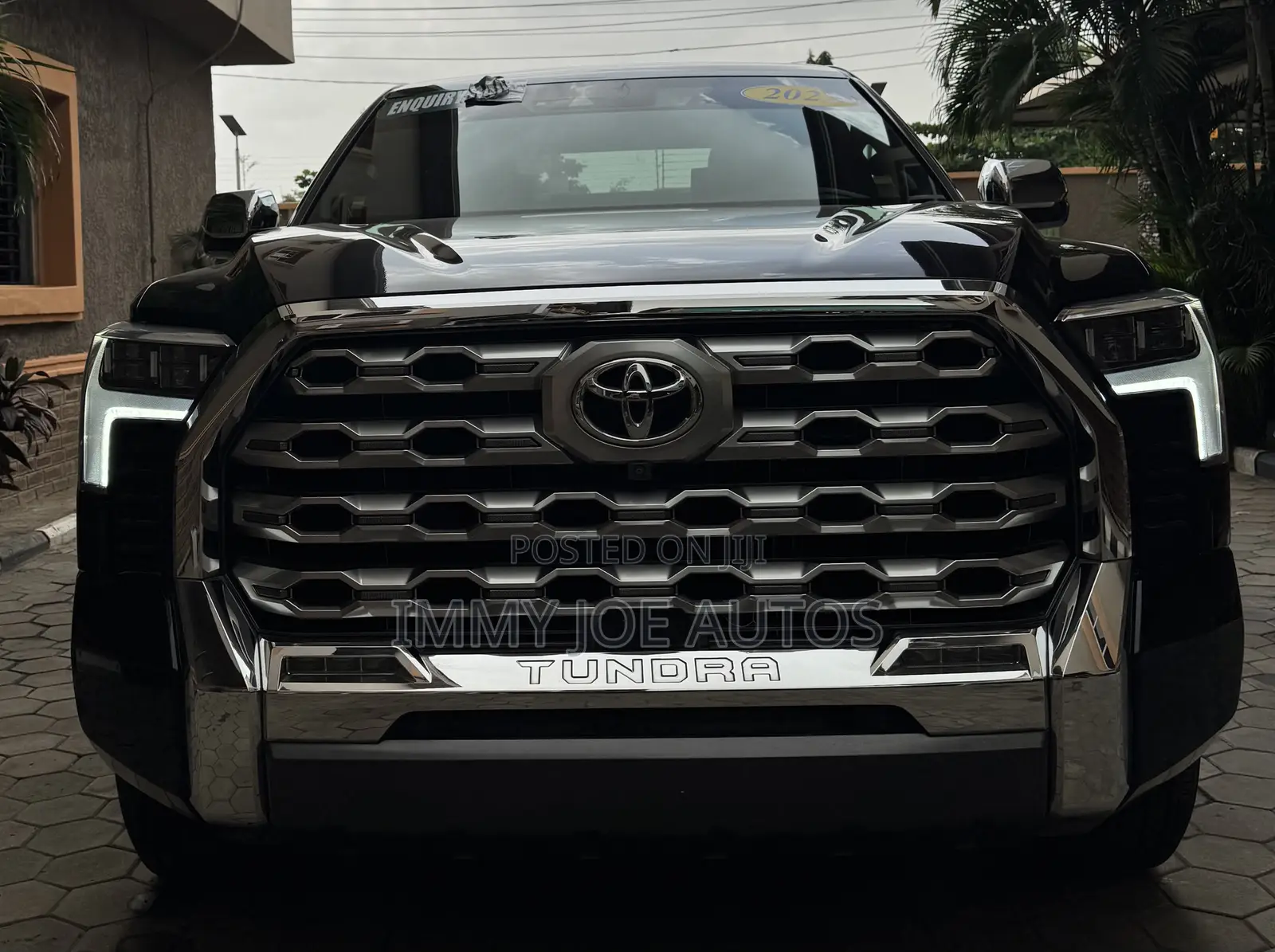 Toyota Tundra Platinum 2022 Black