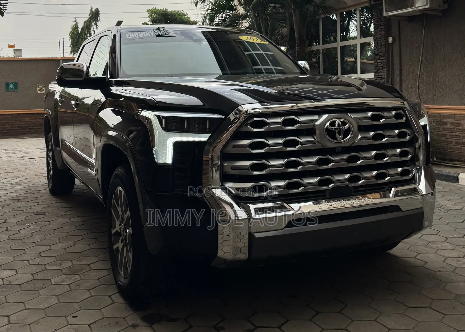 Toyota Tundra Platinum 2022 Black
