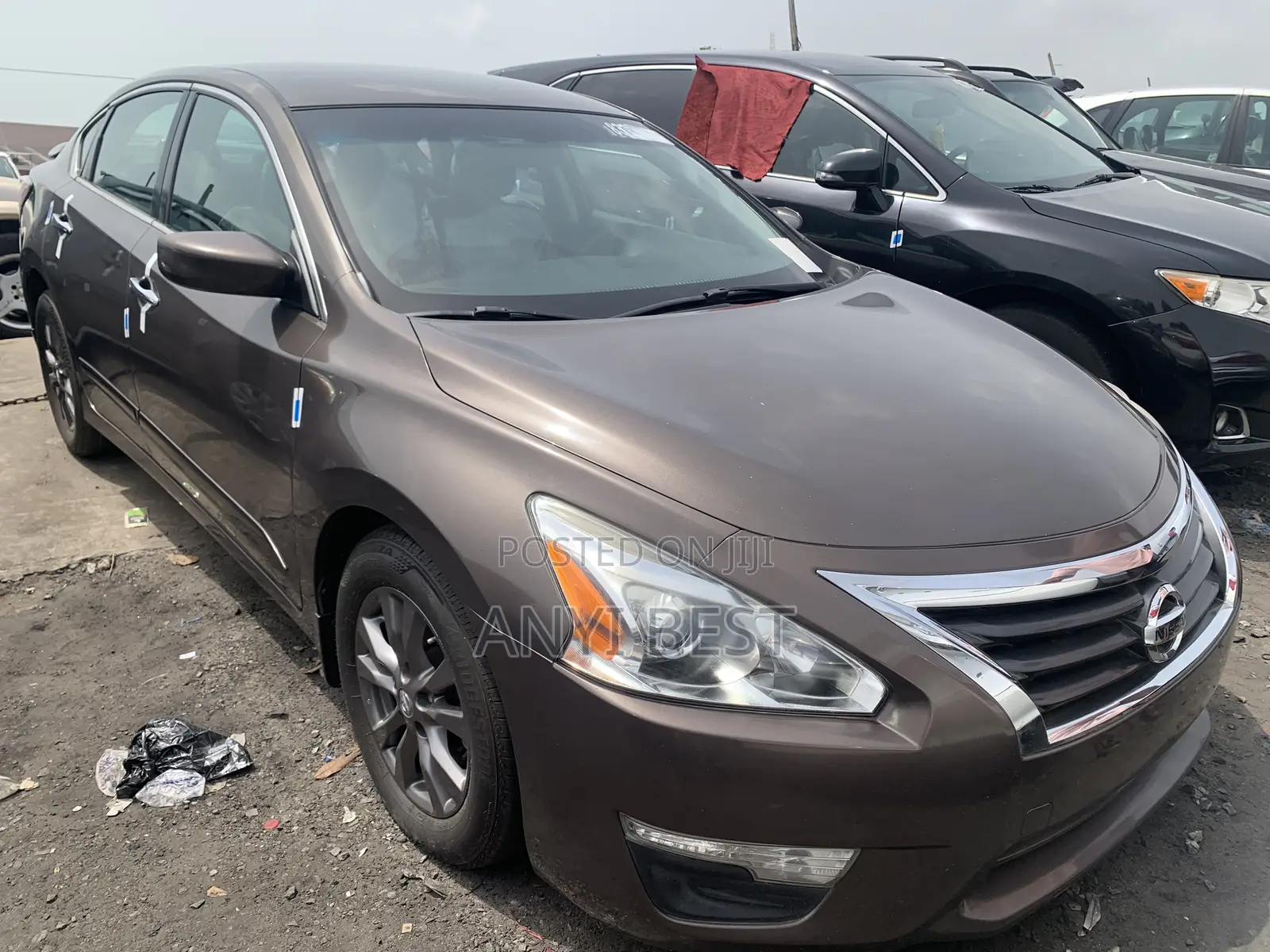 Nissan Altima 2016 Brown