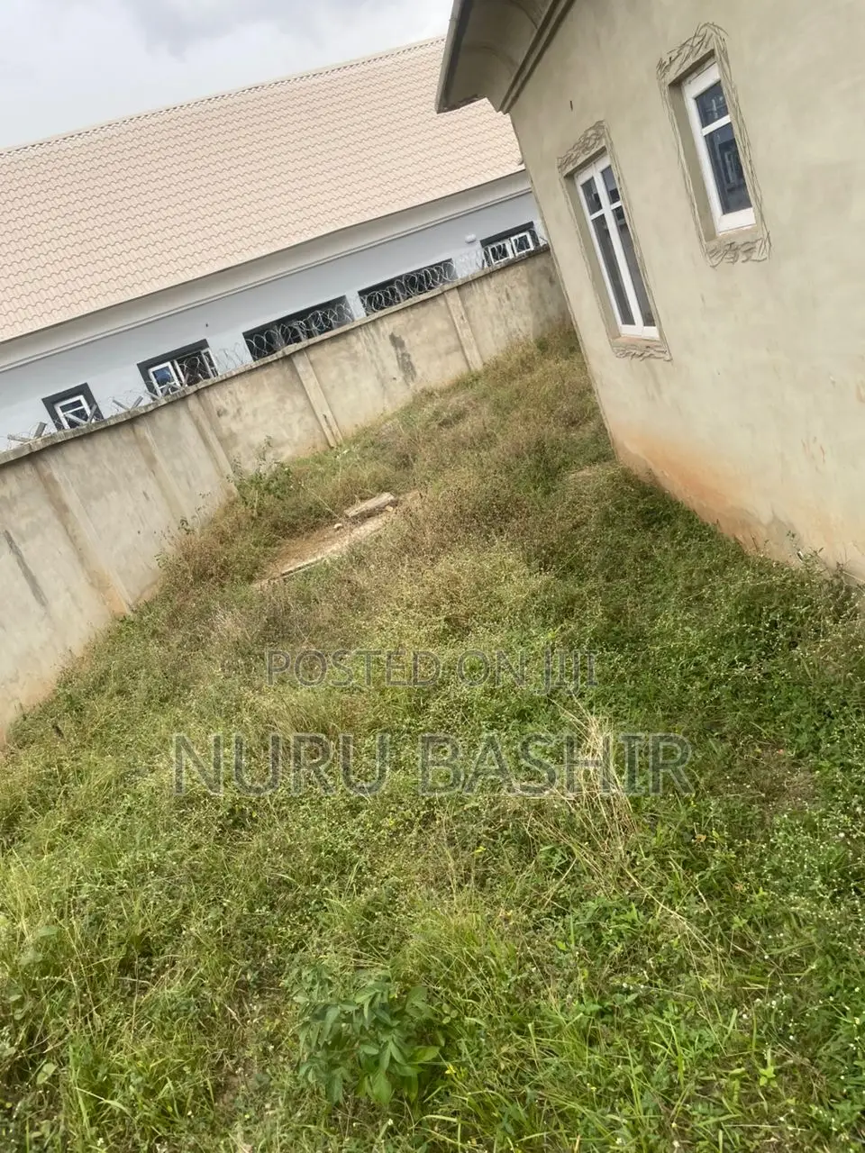 3bdrm Bungalow in Akoto Estate, Akala Express for sale