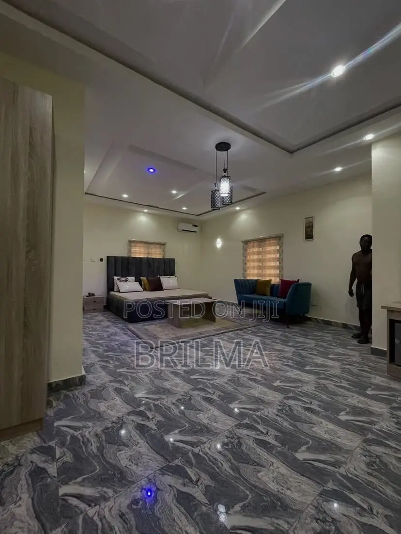 Furnished 2bdrm Block of Flats in Jahi for sale