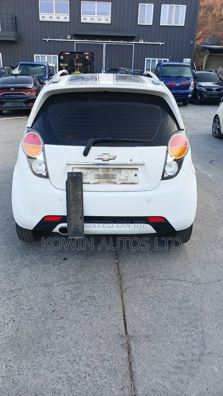 Chevrolet Spark 2012 White