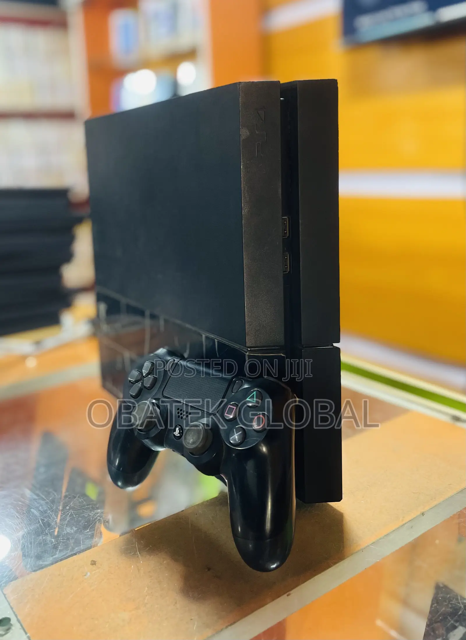 Play Station 4