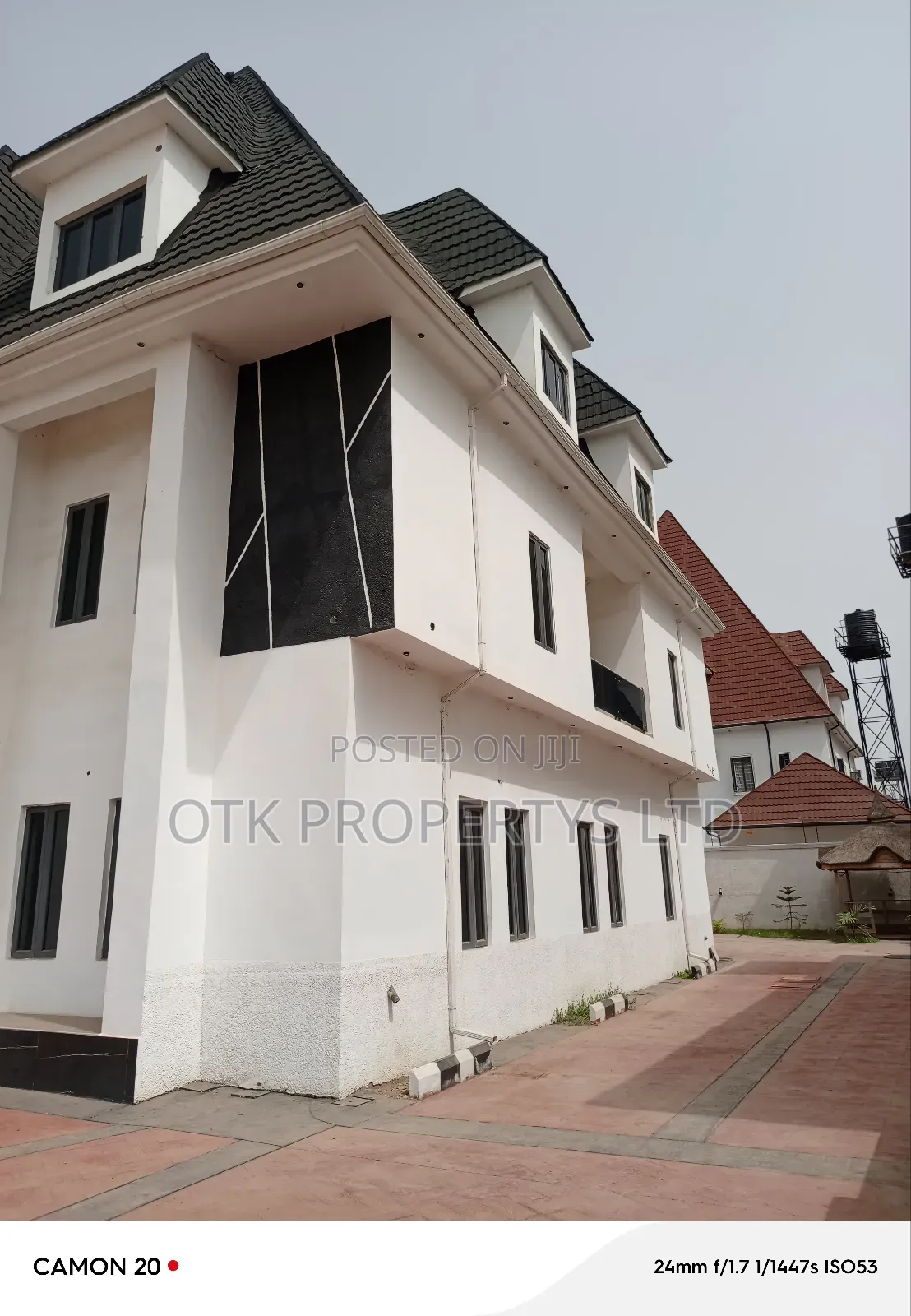6bdrm Duplex in Efab Metropolis, Gwarinpa for sale