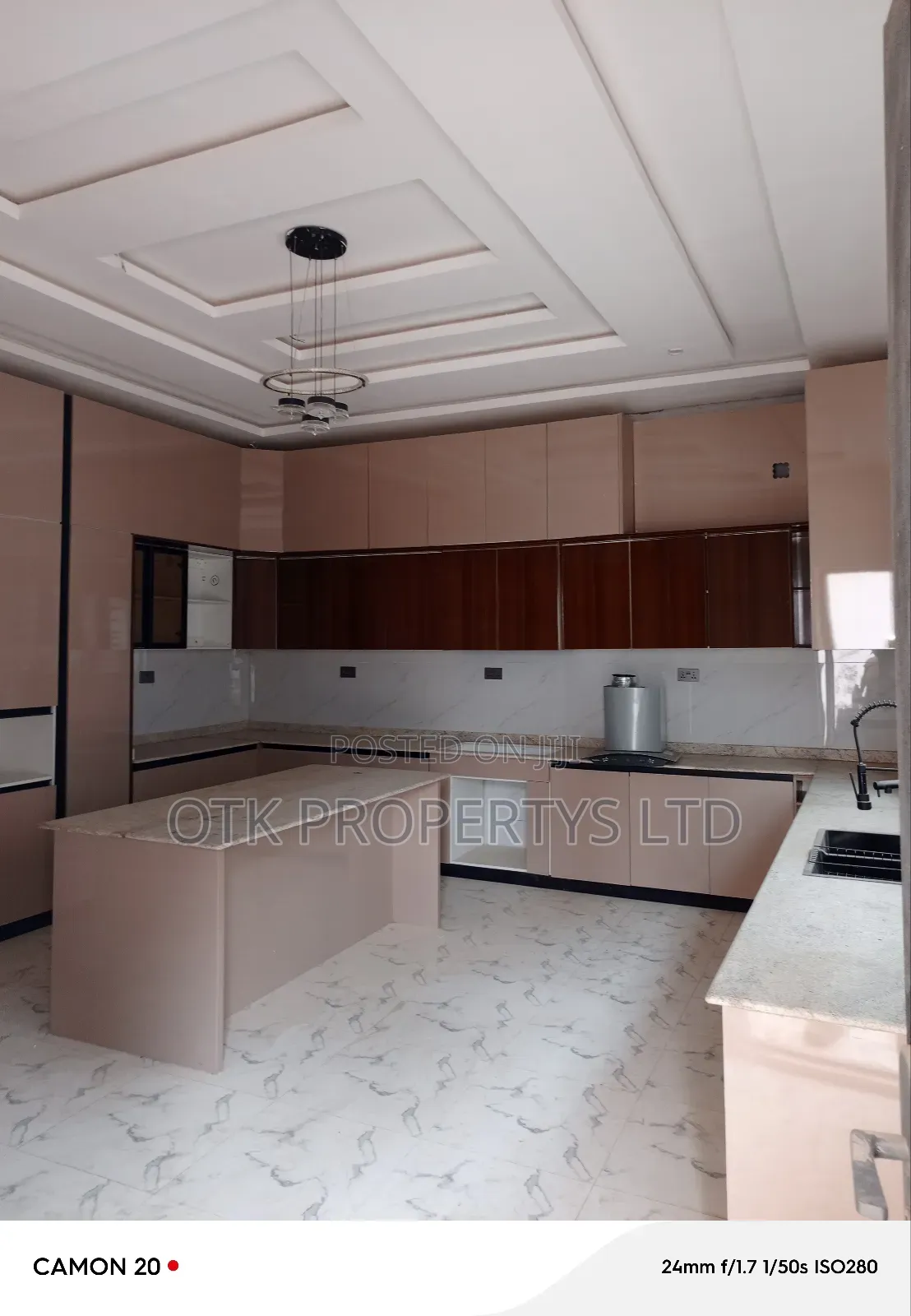 6bdrm Duplex in Efab Metropolis, Gwarinpa for sale