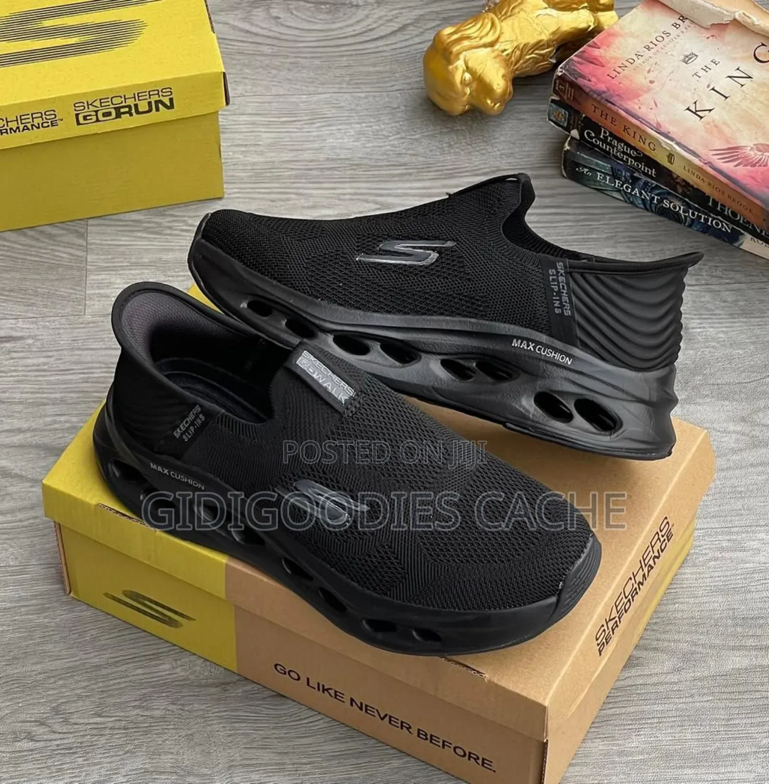 Skechers Go-Walk Slip-Ins Size 40-45