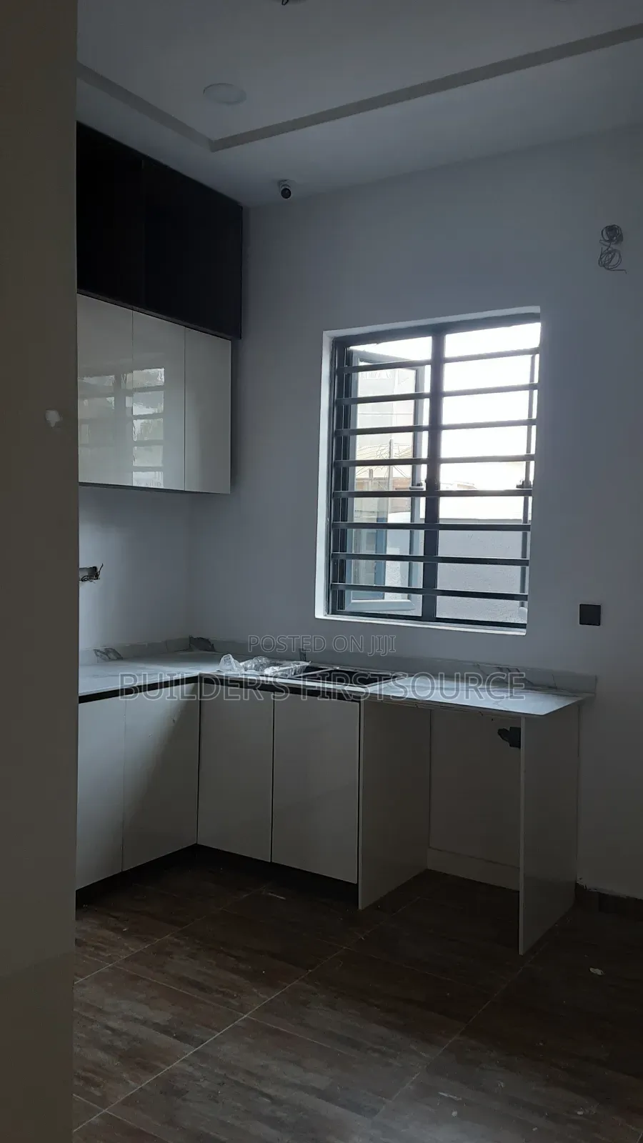 4bdrm Duplex in Atlantic View Estate, Igbo-efon for sale