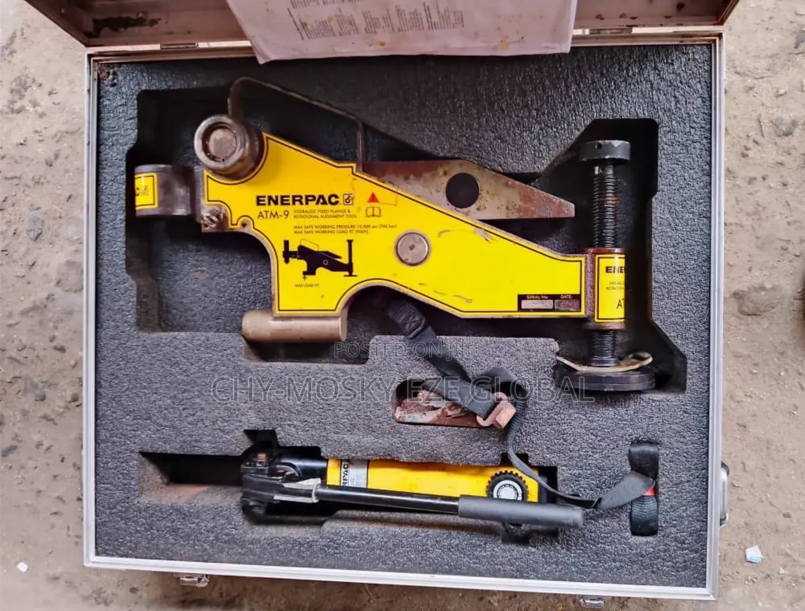 Enerpac Hydraulic Flange Alignment Tools With Hand Pump