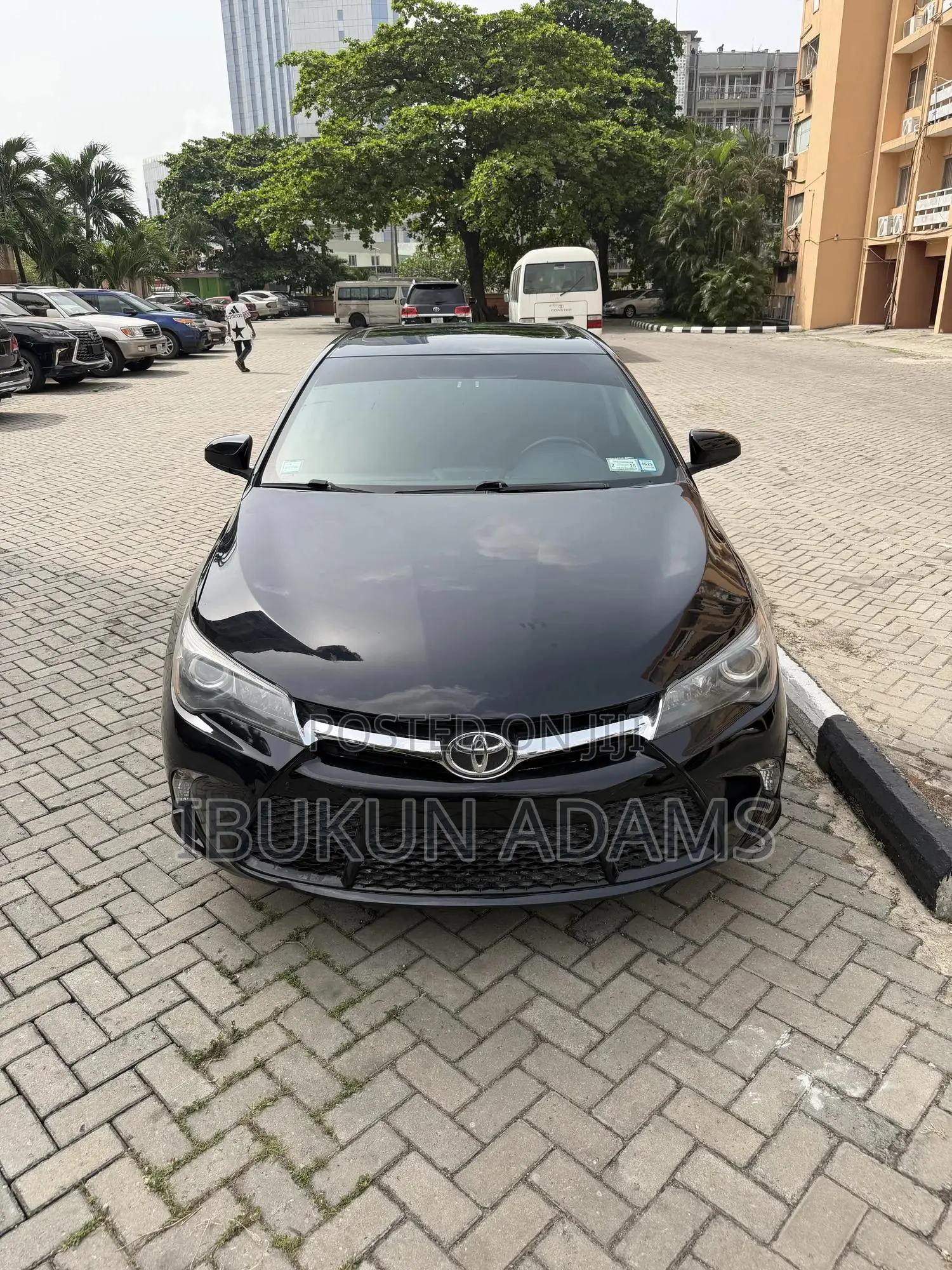 Toyota Camry SE 4dr Sedan (2.5L 4cyl 6A) 2017 Black