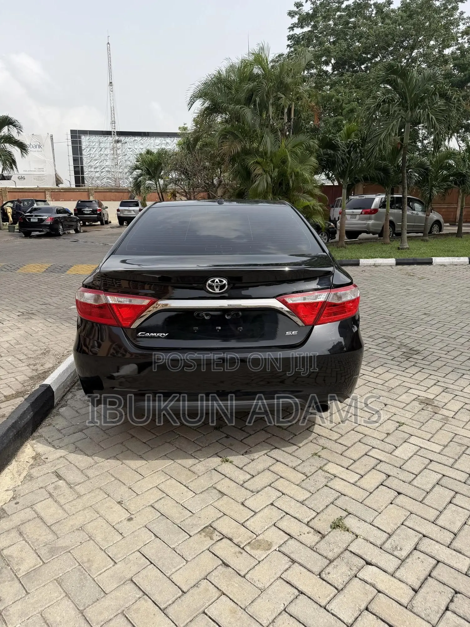 Toyota Camry SE 4dr Sedan (2.5L 4cyl 6A) 2017 Black