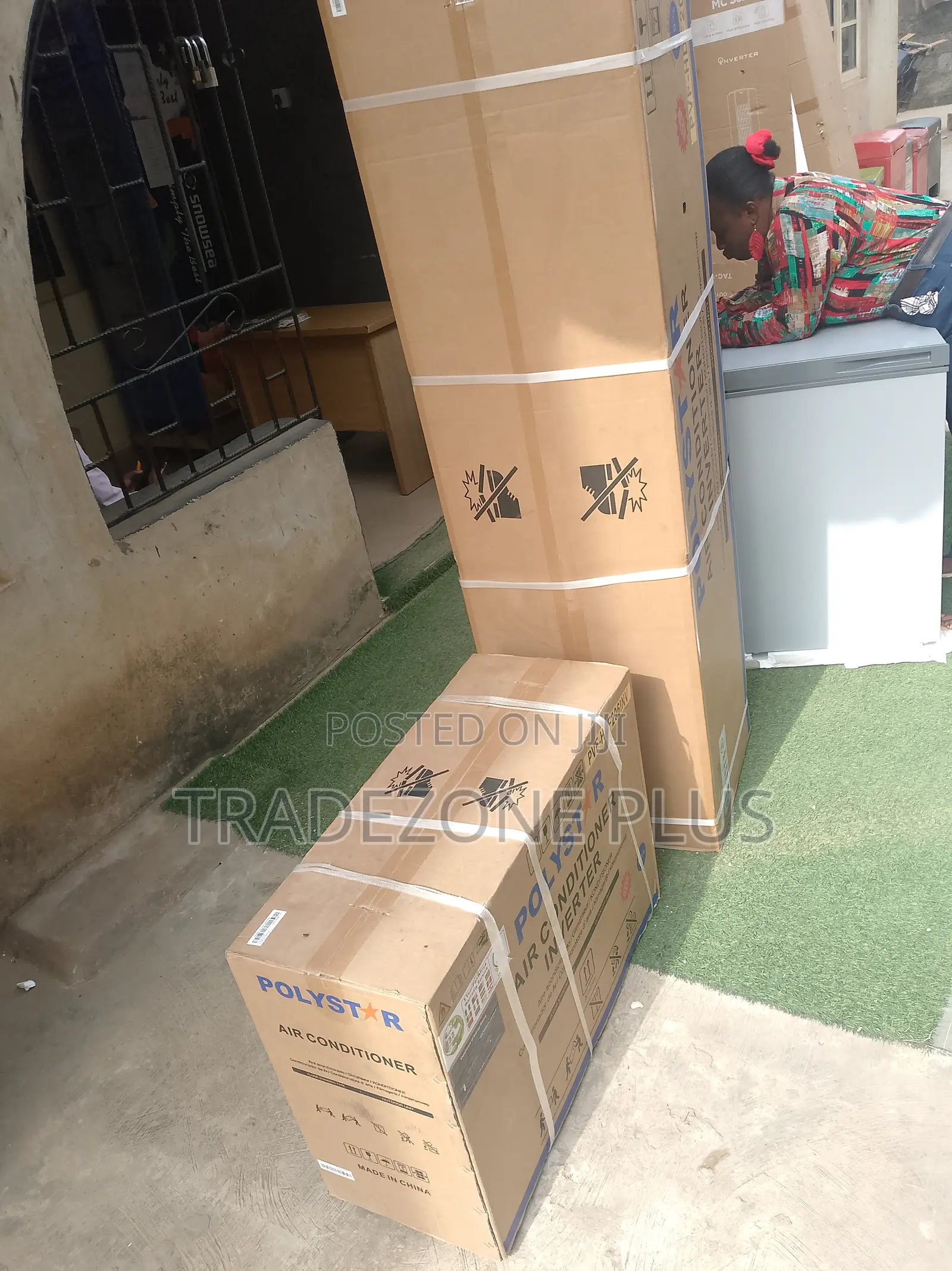 Heavy-Duty Polystar 2 Ton Floor Ac – Ideal for Big Halls