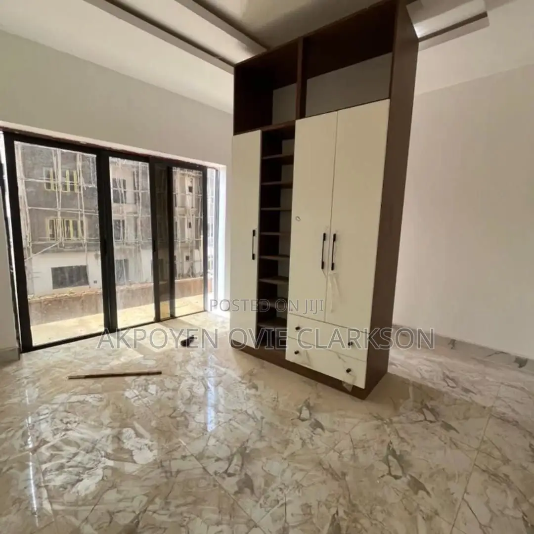 2bdrm Block of Flats in Life Camp for sale