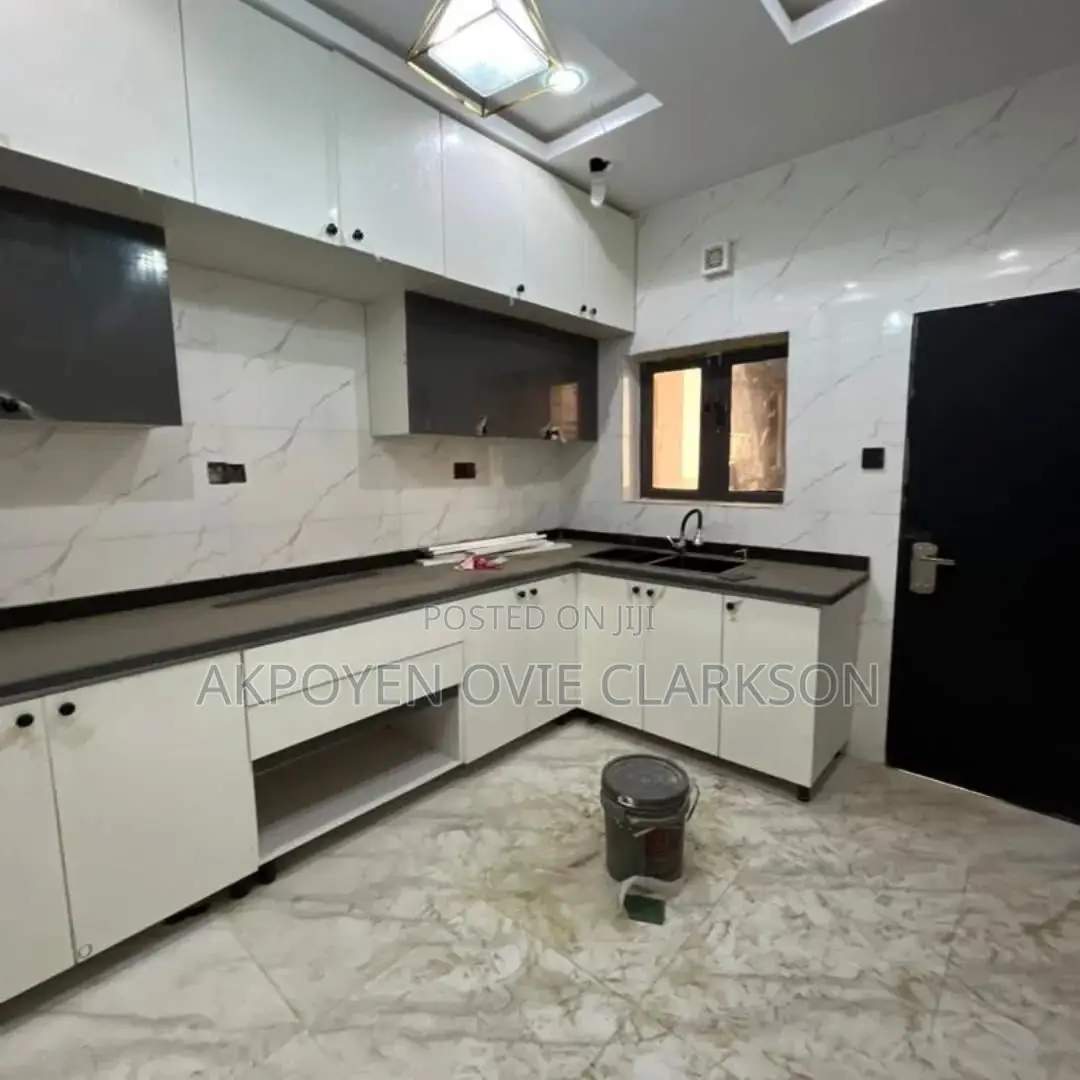2bdrm Block of Flats in Life Camp for sale