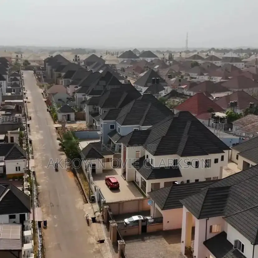 7bdrm Duplex in Lokogoma for sale