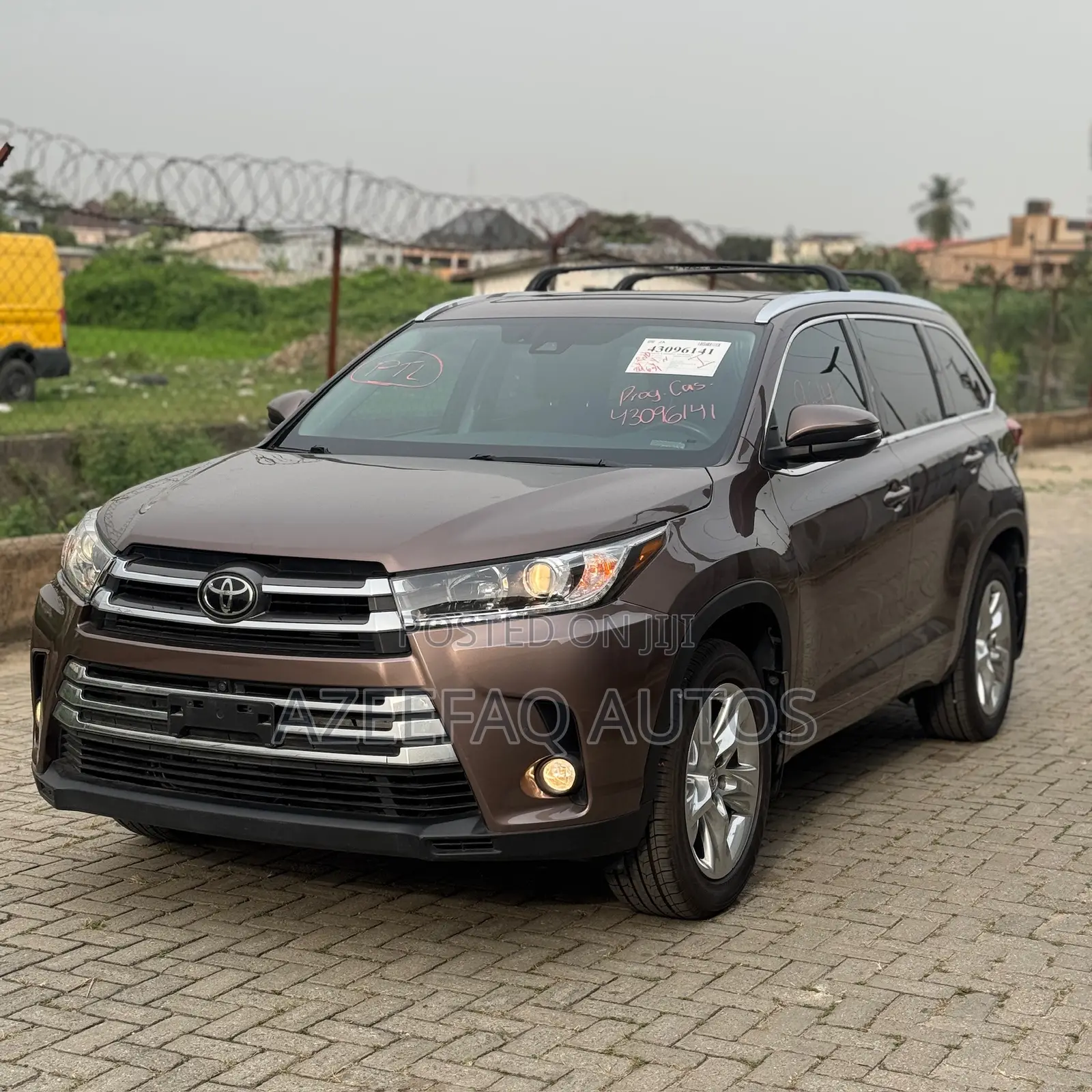 Toyota Highlander Limited Platinum 4x4 V6 (3.5L 6cyl 8A) 2018 Brown