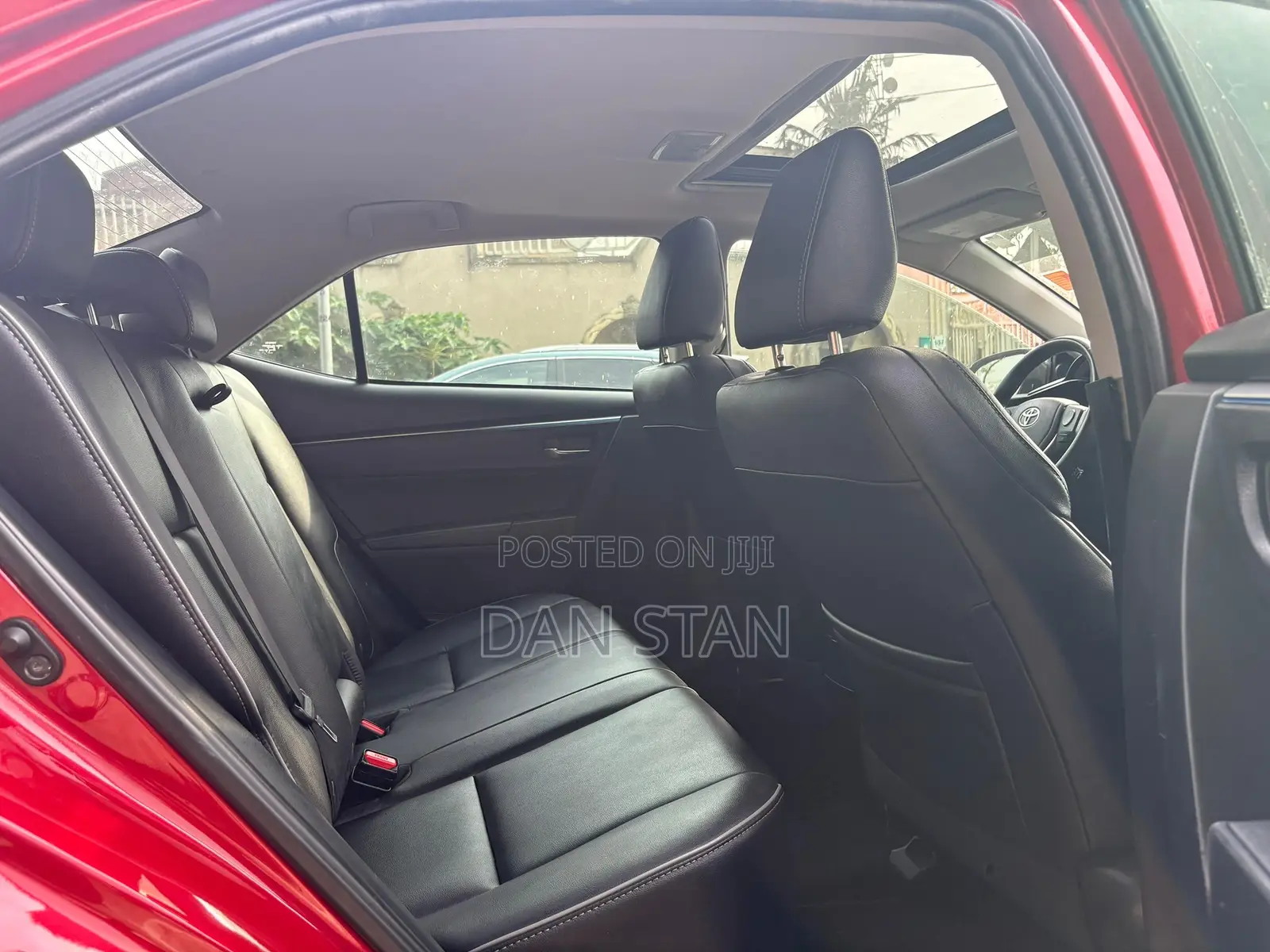 Toyota Corolla 2015 Red