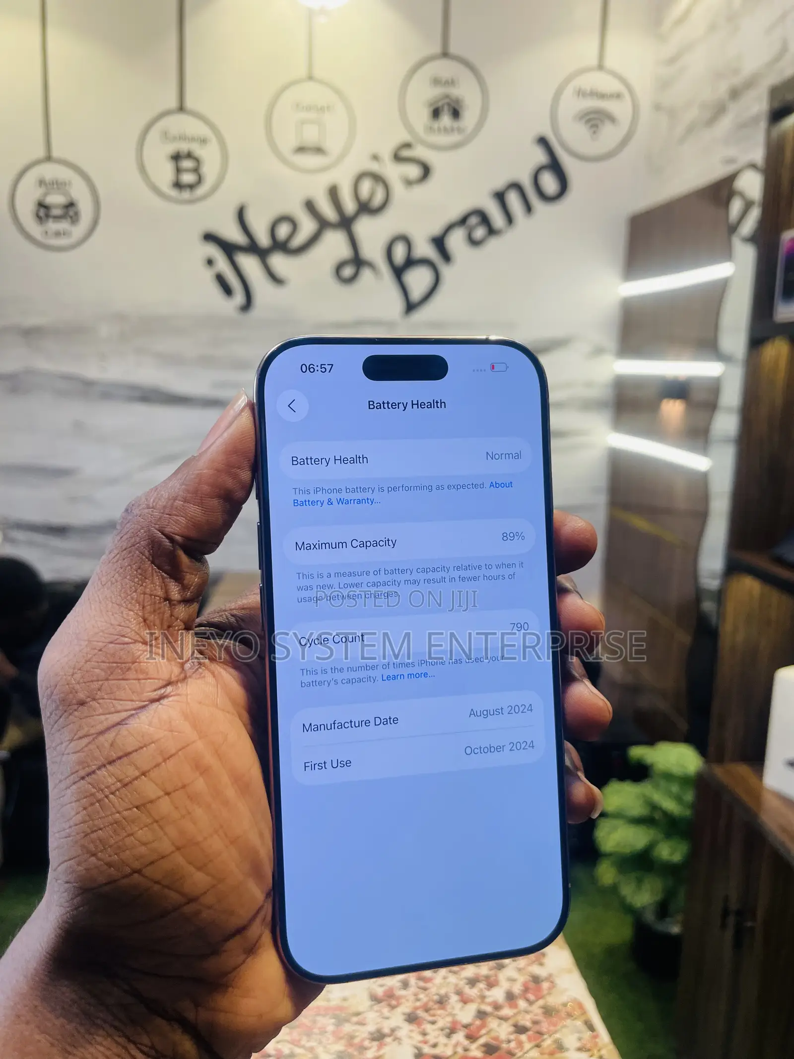 Apple iPhone 16 Pro 128 GB Gold