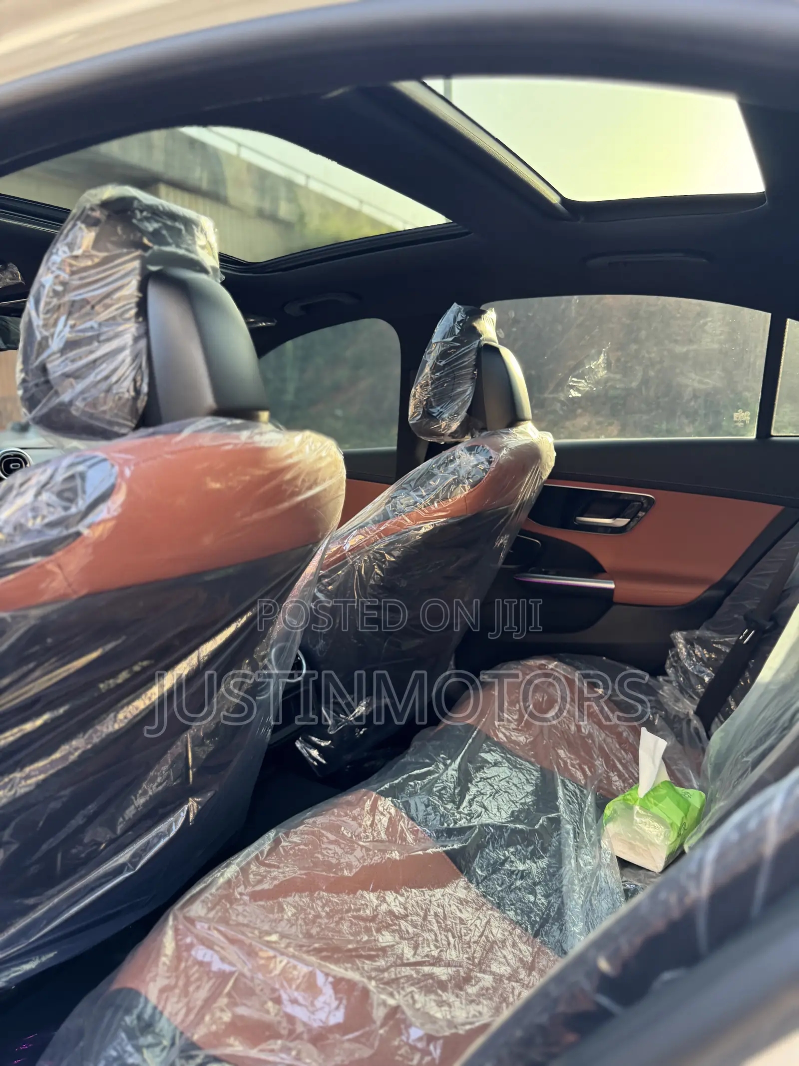 Mercedes-Benz C300 2023 White
