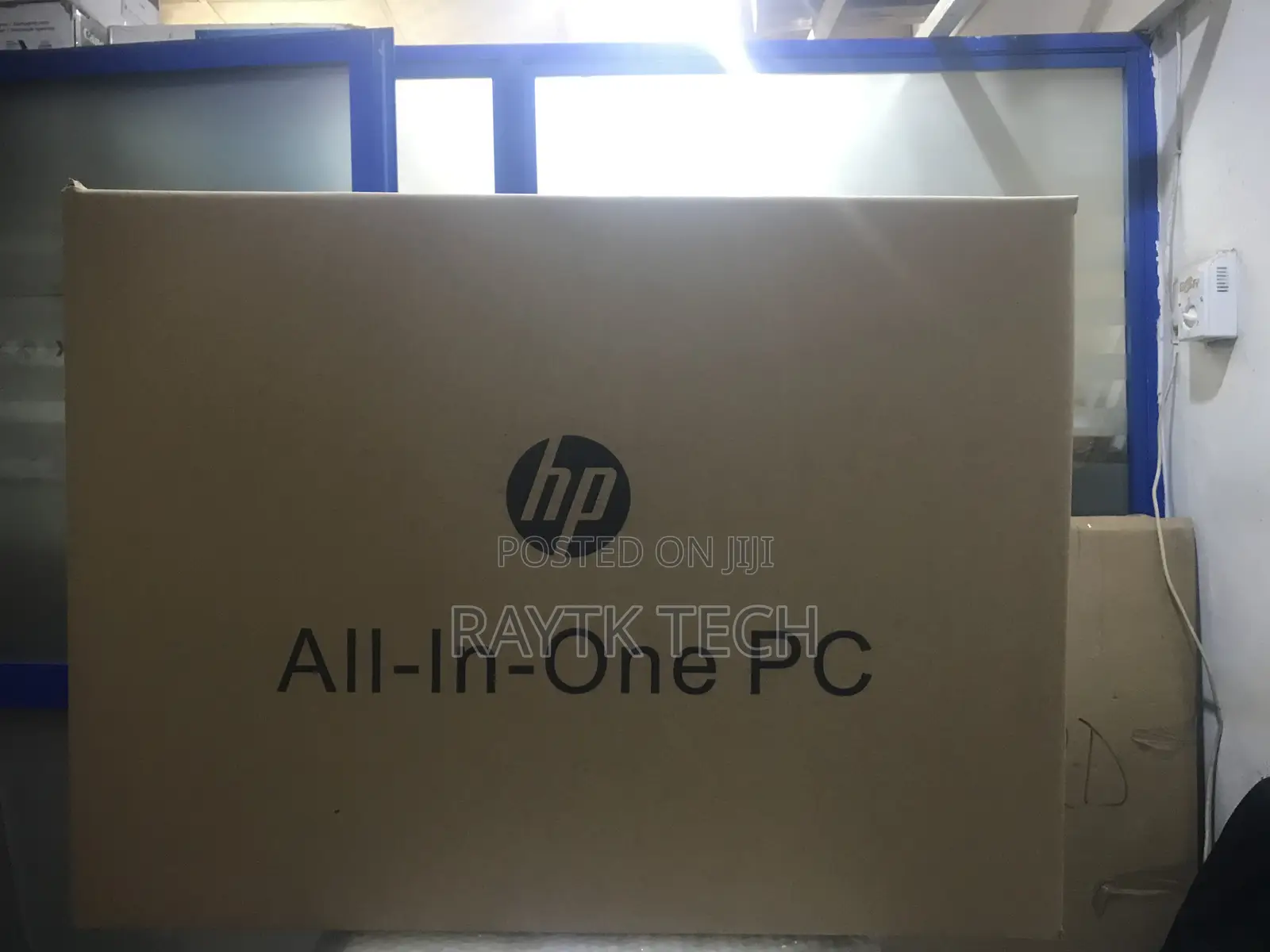 New Desktop Computer HP AiO 24 8GB Intel Core i3 SSD 256GB