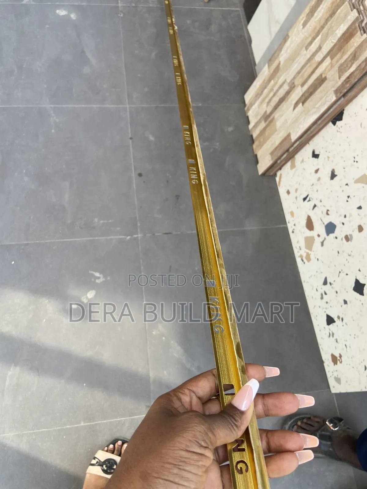Luxury Decorative Tile Corner Trim.Marble and Gold Pattern
