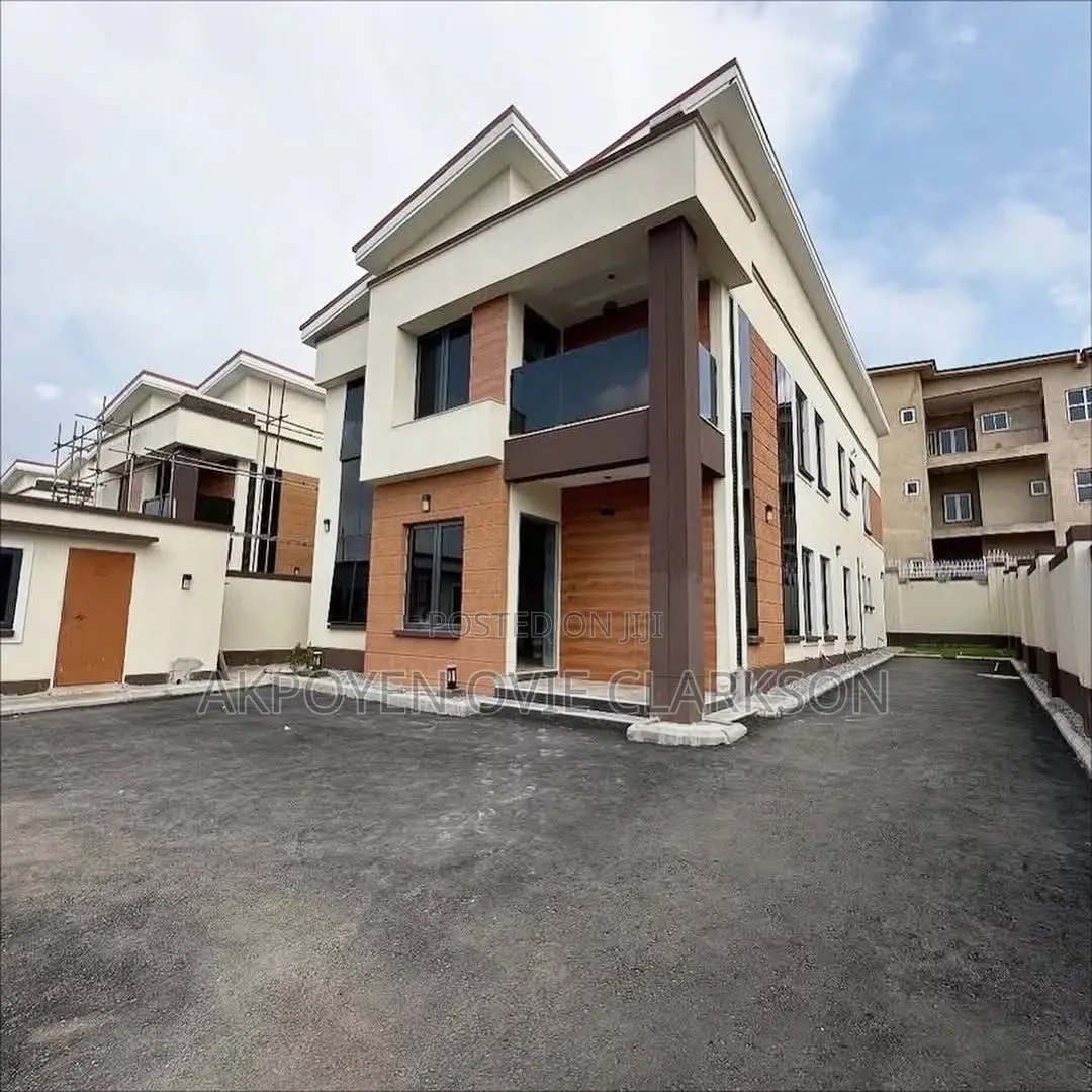4bdrm Duplex in Life Camp for sale