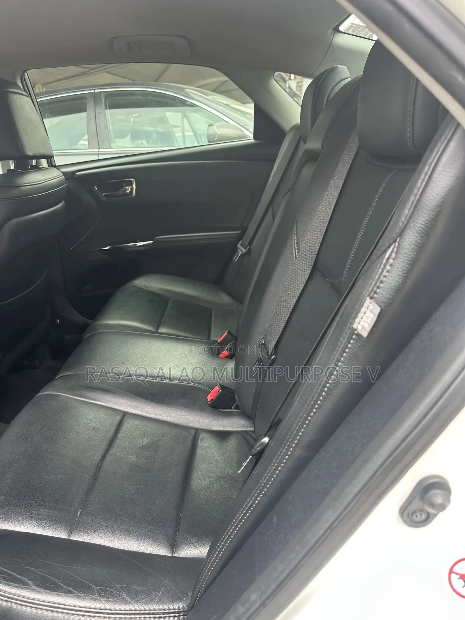 Toyota Avalon XLE Premium Sedan FWD (3.5L 6cyl 6A) 2013 White