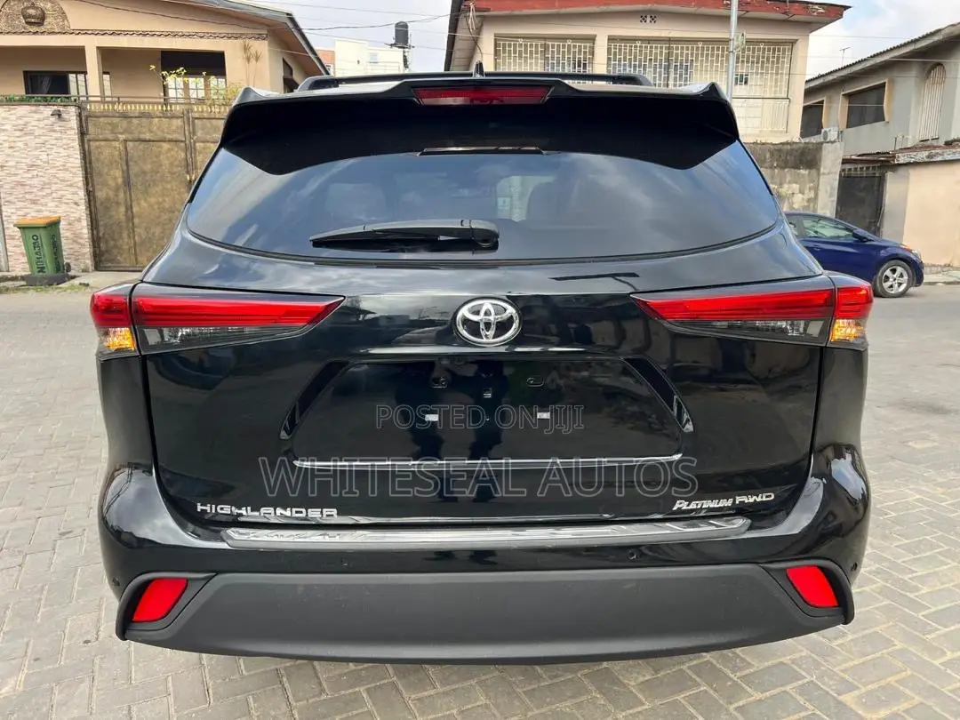 Toyota Highlander Platinum 2021 Black