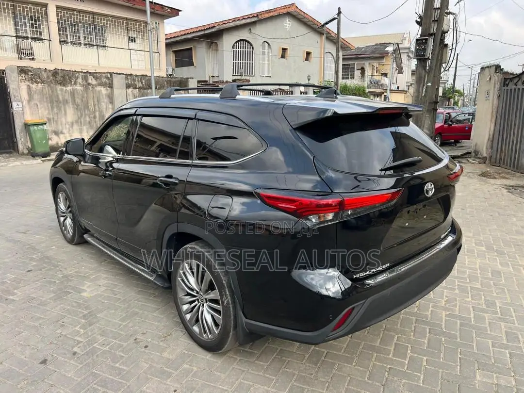 Toyota Highlander Platinum 2021 Black