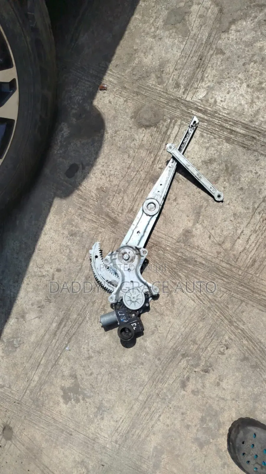 Lexus Nx 300h Right Door Window Regulator